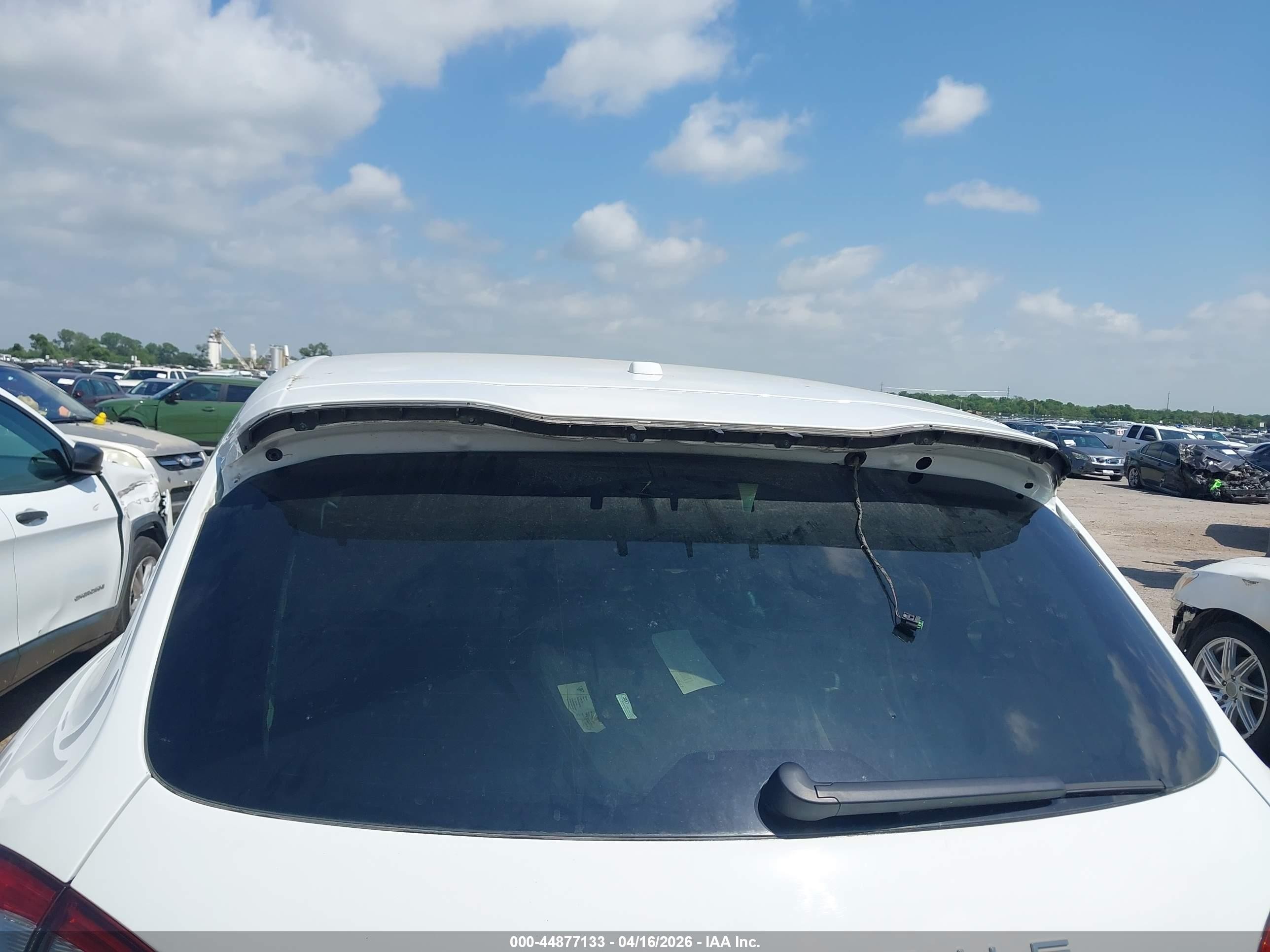2012 Porsche Cayenne VIN WP1AA2A25CLA09629 IAAI salvage auction — Top/Roof, Original (Texas), sold $2,700 on 2026-06-30 (photo 6)