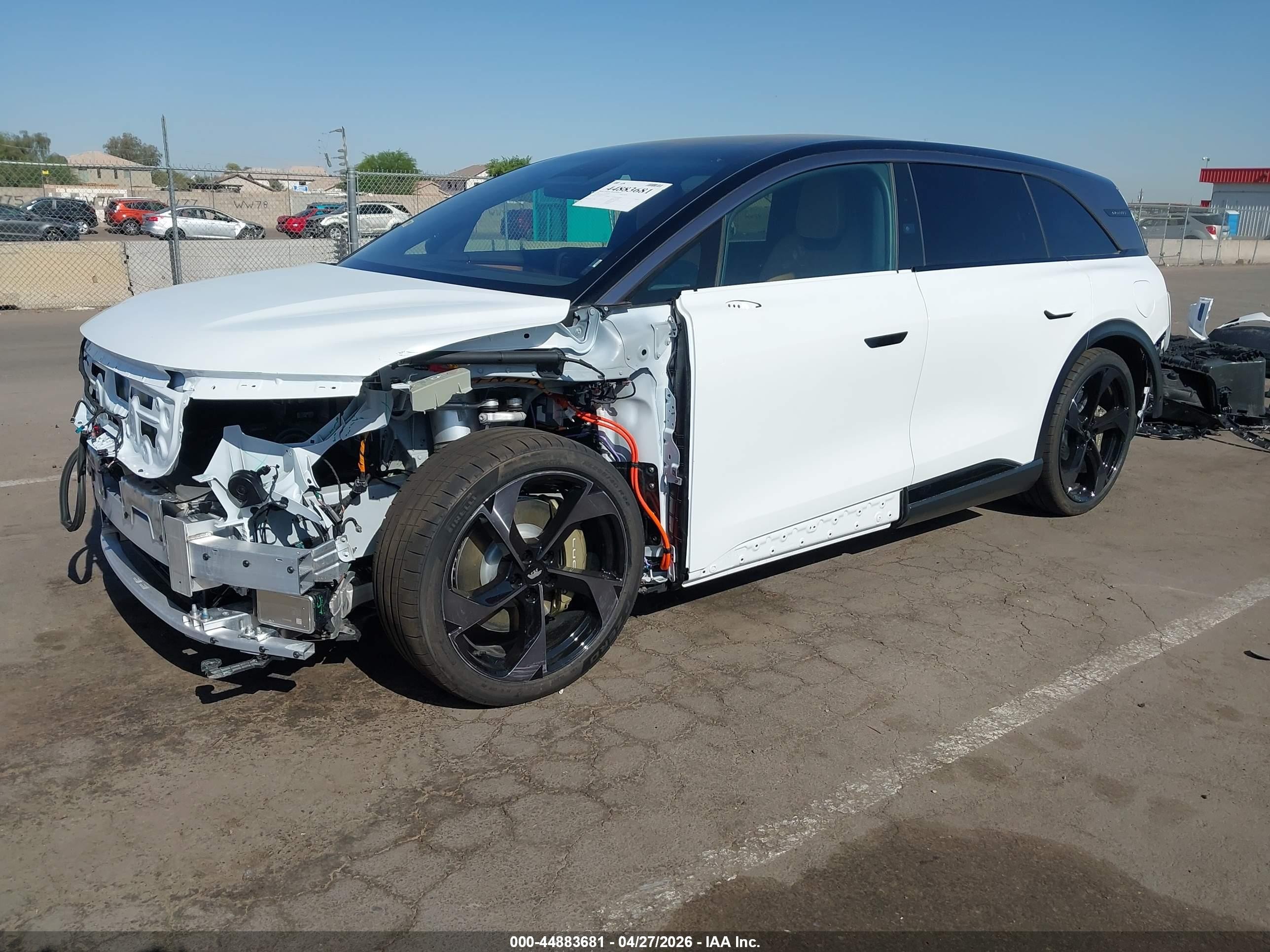 2026 Lucid Gravity VIN 7UUG1GHJ6TA023573 IAAI salvage auction — Unknown, Salvage (Arizona), sold $35,100 on 2026-07-07 (photo 2)