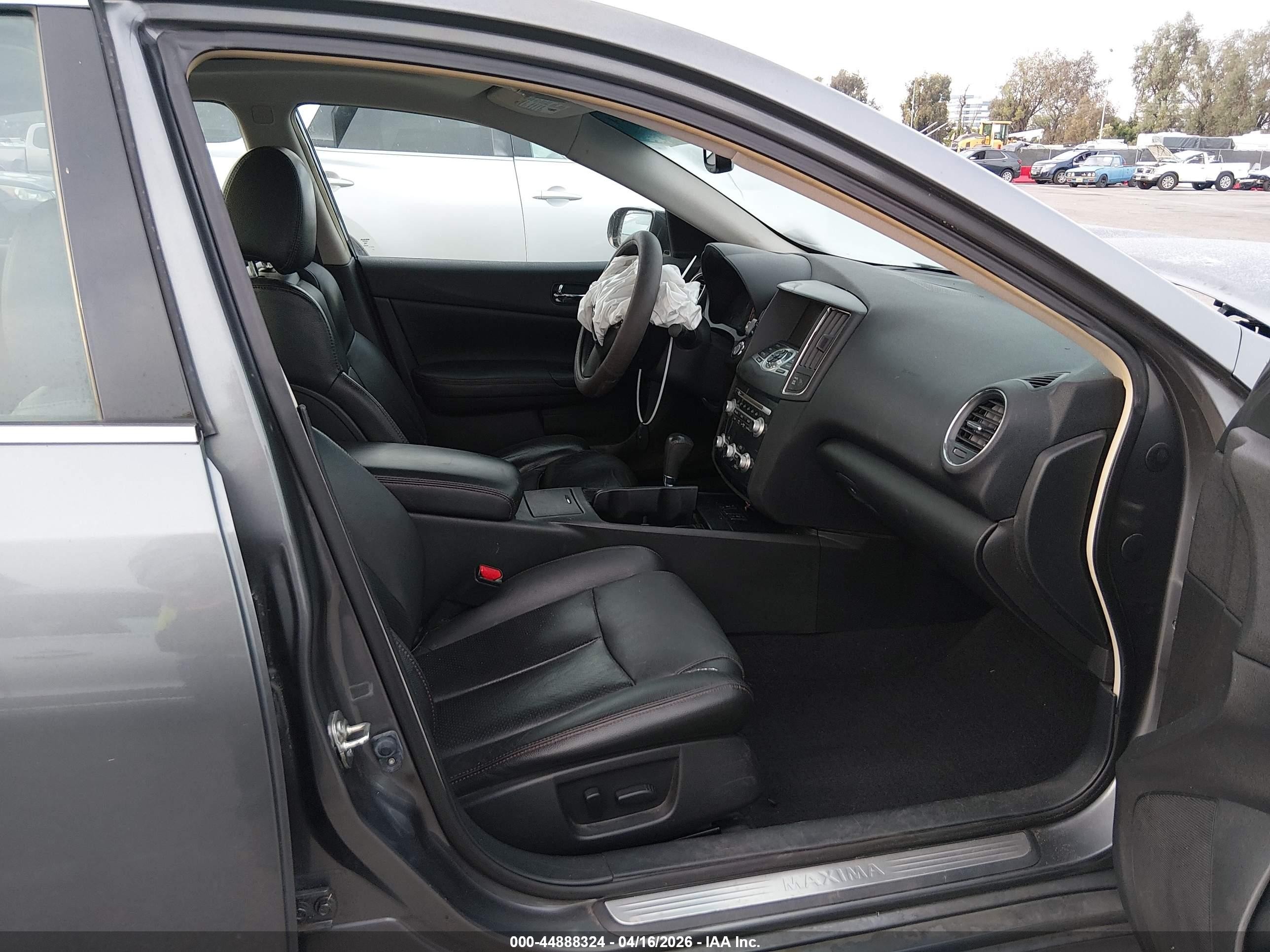 2014 Nissan Maxima VIN 1N4AA5AP7EC450928 IAAI salvage auction — Front End, Salvage (California), sold $450 on 2026-07-07 (photo 5)