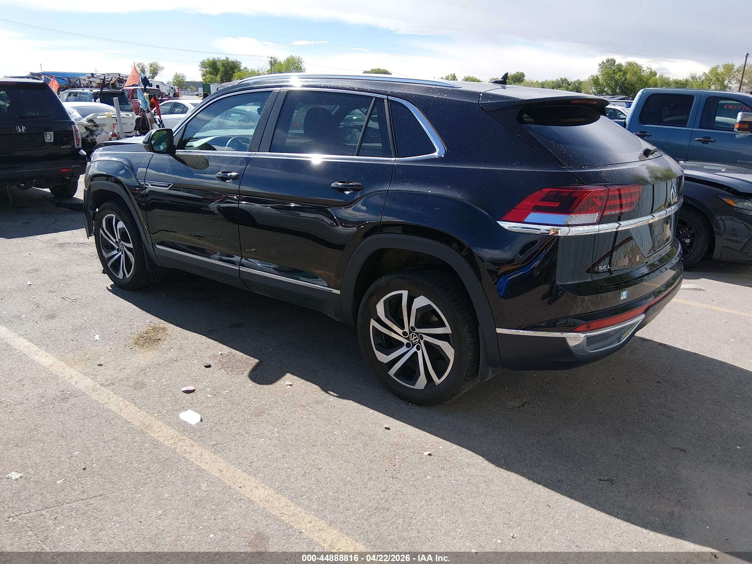 2023 Volkswagen Atlas Cross Sport VIN 1V2BC2CA2PC204886 IAAI salvage auction — Front End, Salvage (Idaho), sold $4,000 on 2026-07-09 (photo 3)