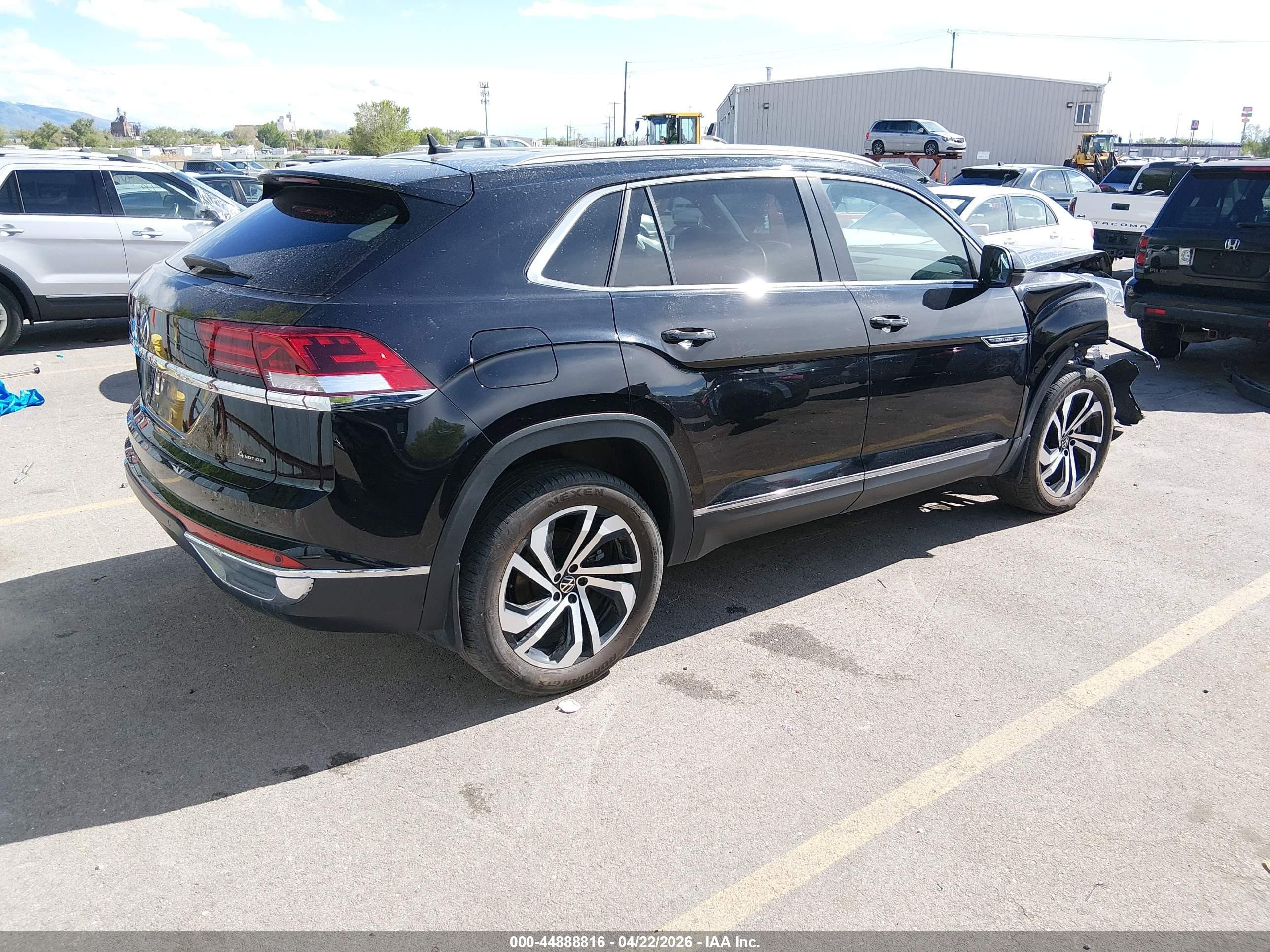 2023 Volkswagen Atlas Cross Sport VIN 1V2BC2CA2PC204886 IAAI salvage auction — Front End, Salvage (Idaho), sold $4,000 on 2026-07-09 (photo 4)