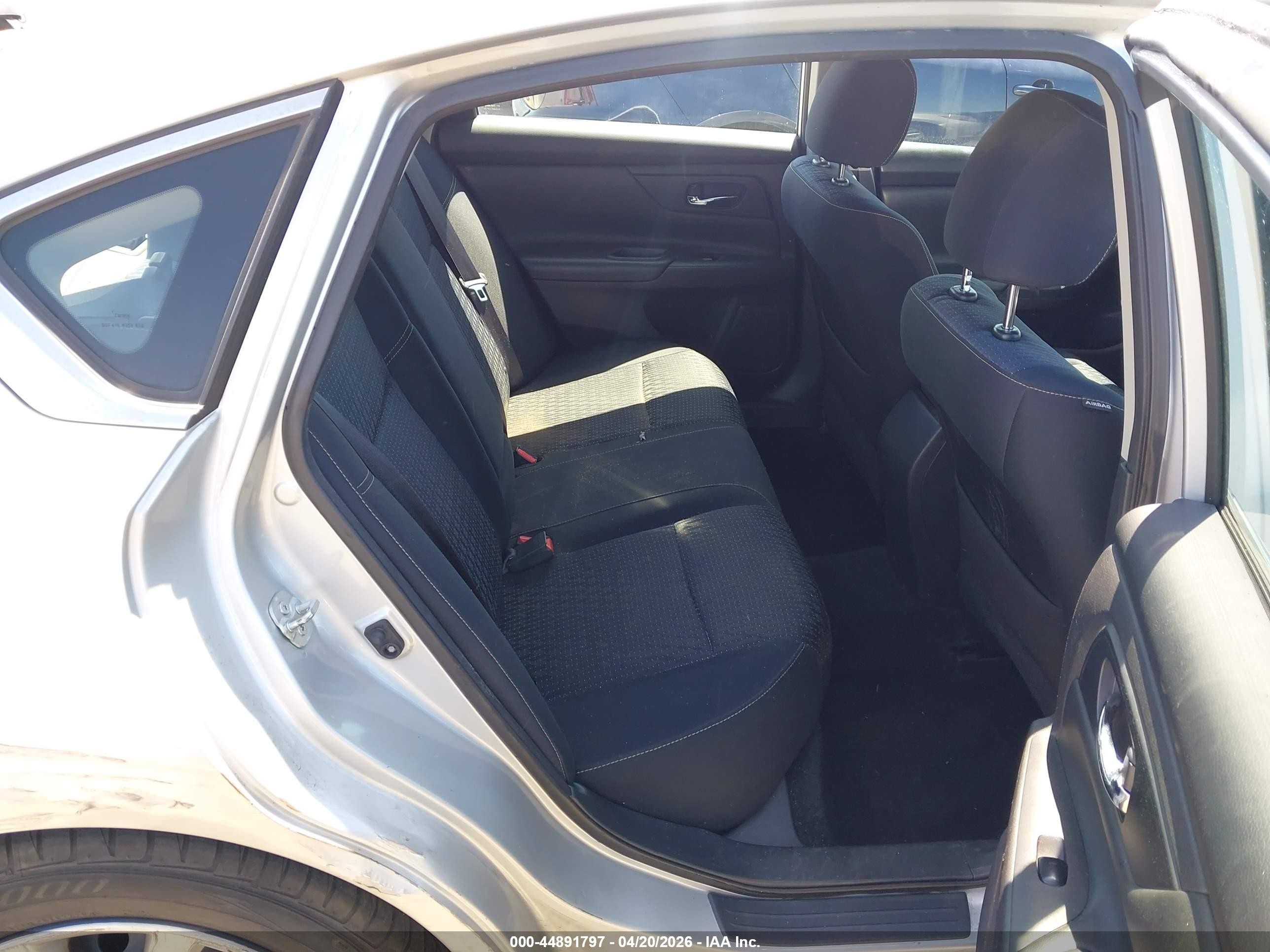2016 Nissan Altima VIN 1N4AL3AP0GN326926 IAAI salvage auction — Side, Salvage (California), sold $1,950 on 2026-07-05 (photo 8)