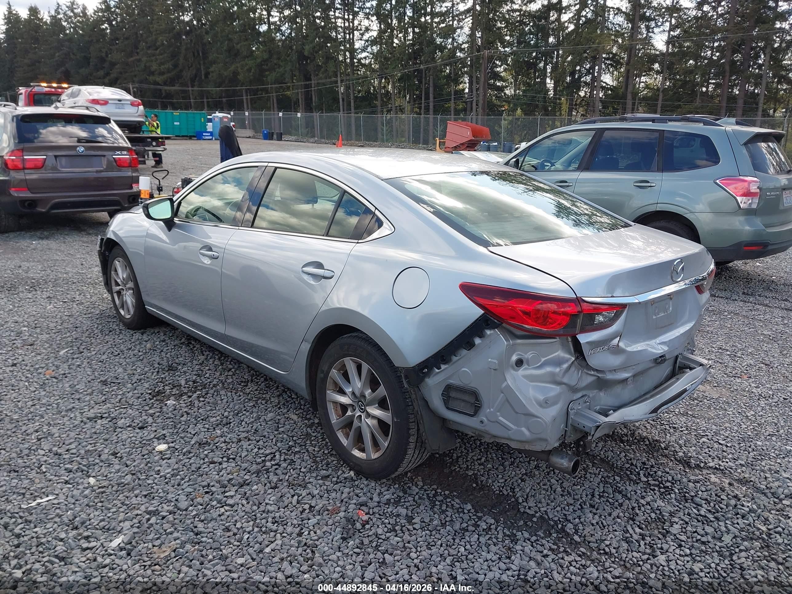 2016 Mazda 6 VIN JM1GJ1U55G1480385 IAAI salvage auction — Rear End, Bill Of Sale (Washington), sold $1,150 on 2026-09-13 (photo 3)