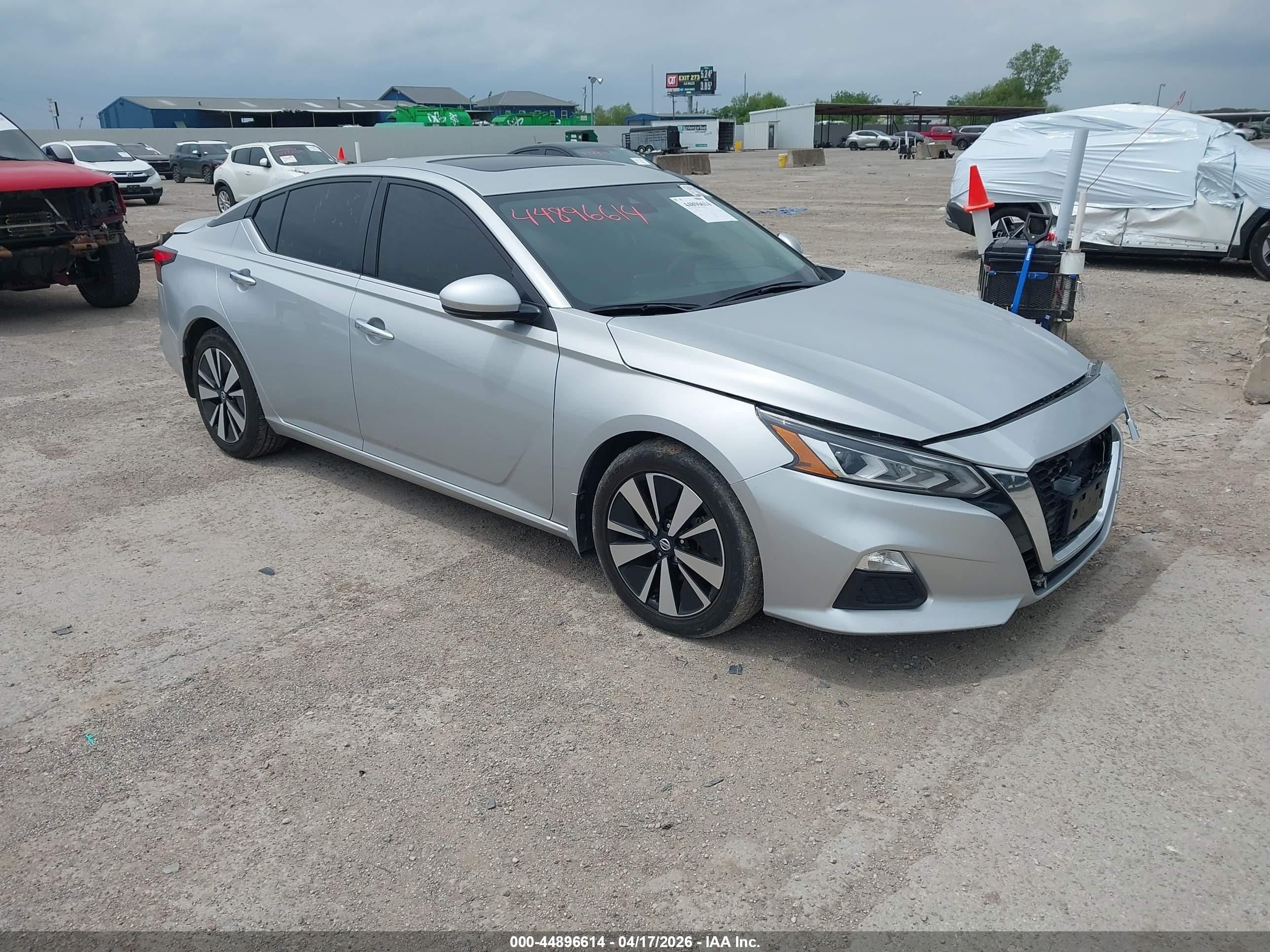 2022 Nissan Altima VIN 1N4BL4DVXNN374368 IAAI salvage auction — Rear End, Original (Texas), sold $5,800 on 2026-07-06 (photo 1)