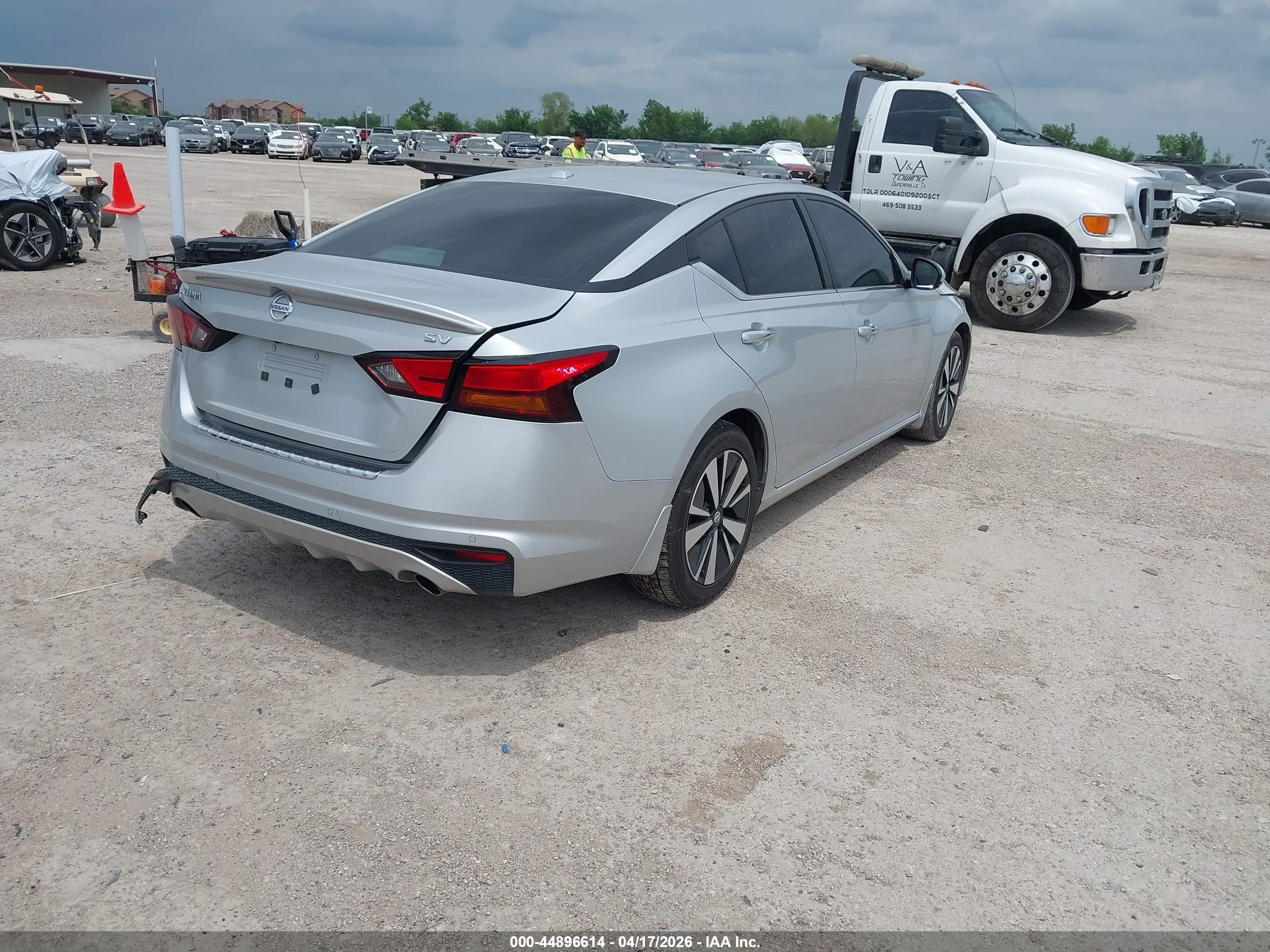 2022 Nissan Altima VIN 1N4BL4DVXNN374368 IAAI salvage auction — Rear End, Original (Texas), sold $5,800 on 2026-07-06 (photo 4)