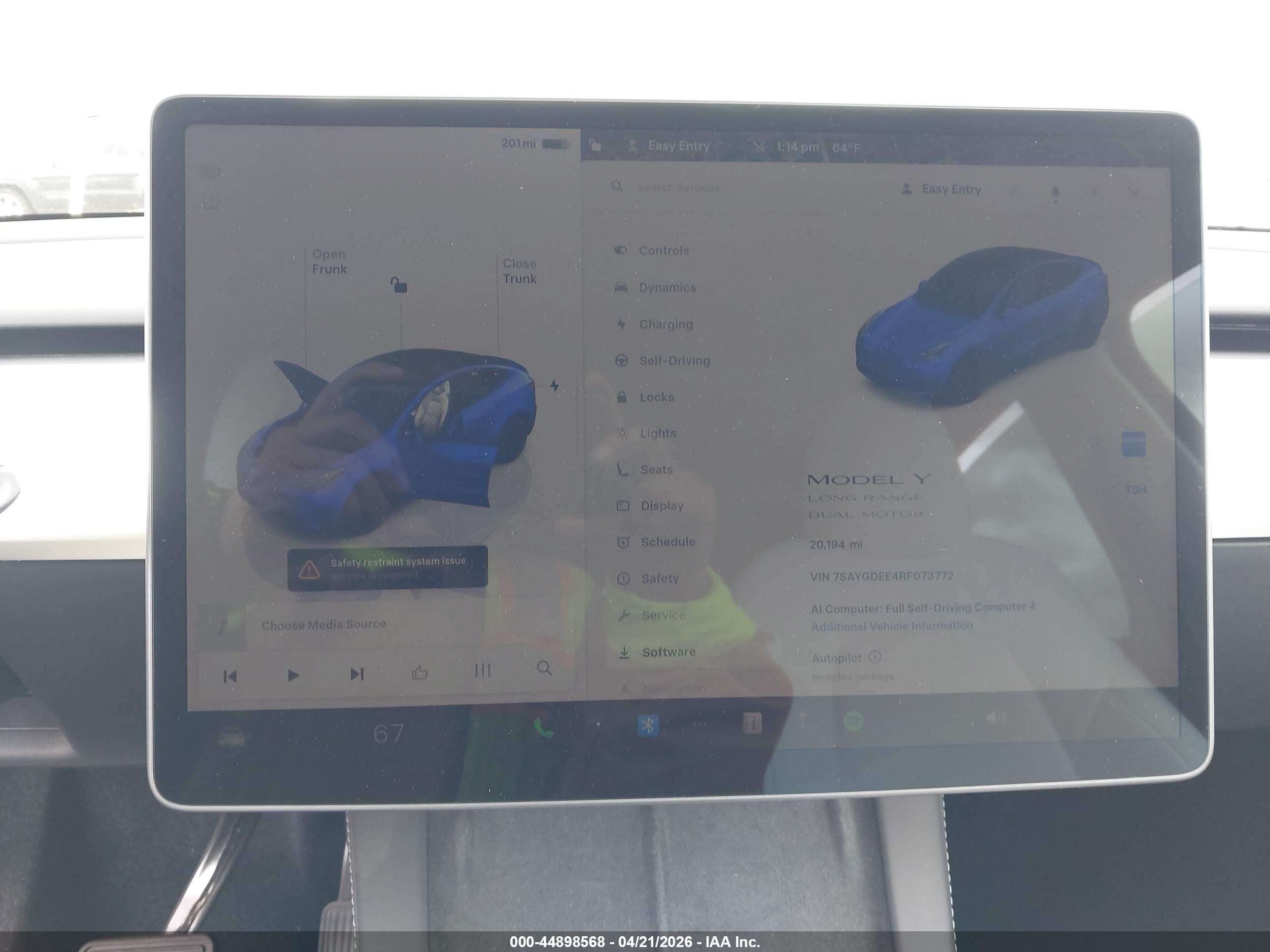 2024 Tesla Model Y VIN 7SAYGDEE4RF073772 IAAI salvage auction — Unknown, Salvage (California), sold $8,900 on 2026-07-09 (photo 7)