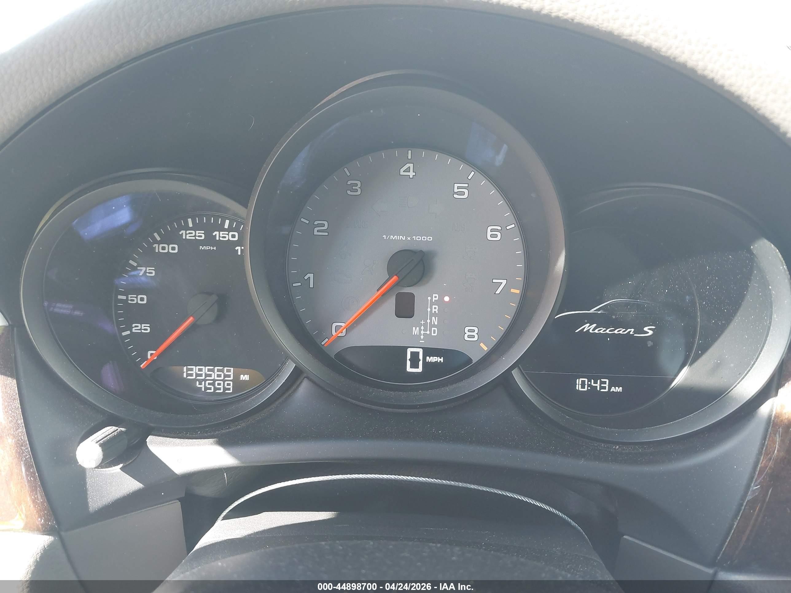 2018 Porsche Macan VIN WP1AB2A52JLB32938 IAAI salvage auction — Unknown, Salvage (Montana), sold $2,150 on 2026-07-01 (photo 7)