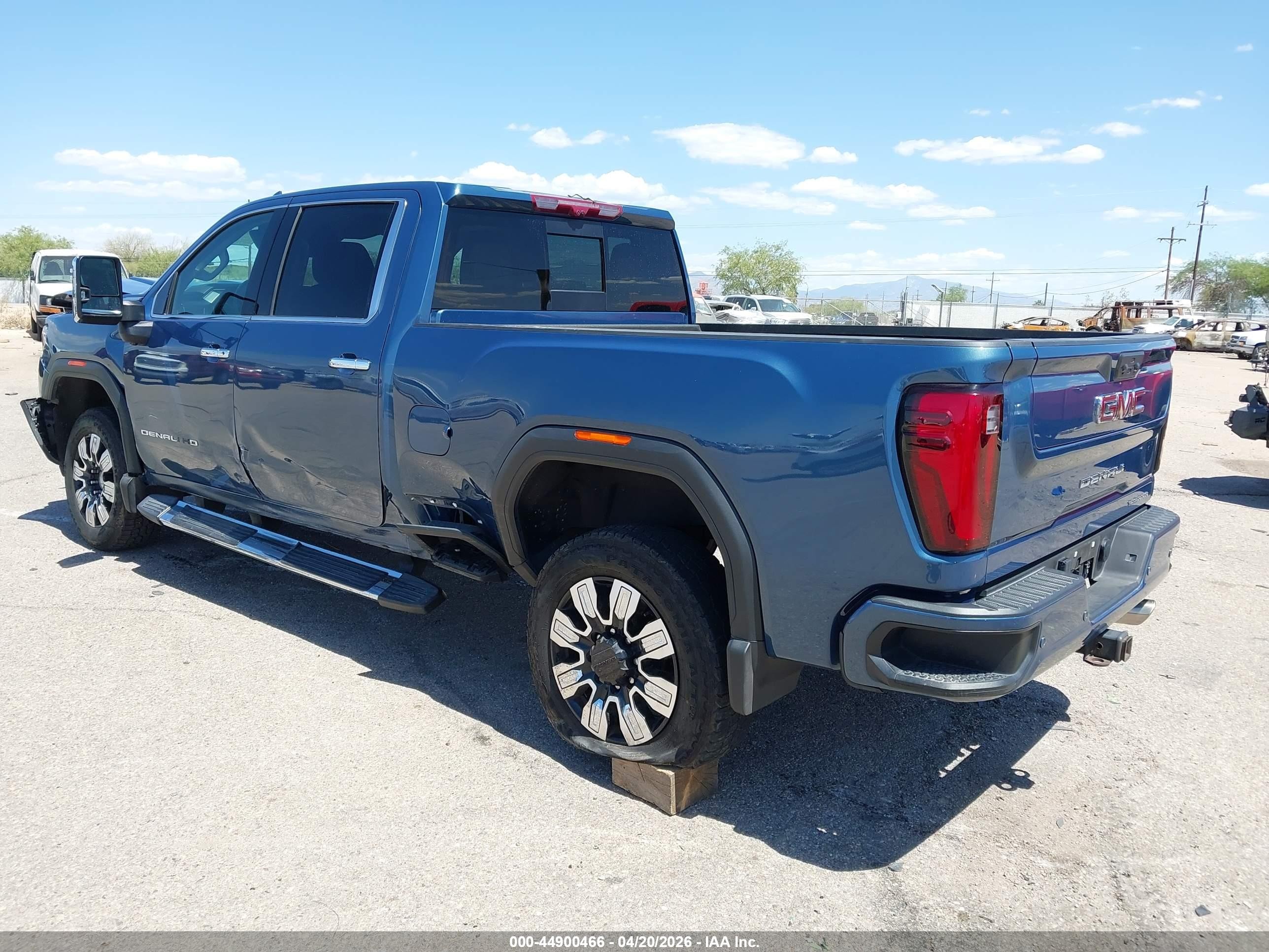 2024 GMC Sierra VIN 1GT49RE76RF243422 IAAI salvage auction — Side, Salvage (Massachusetts), sold $13,300 on 2026-07-09 (photo 3)
