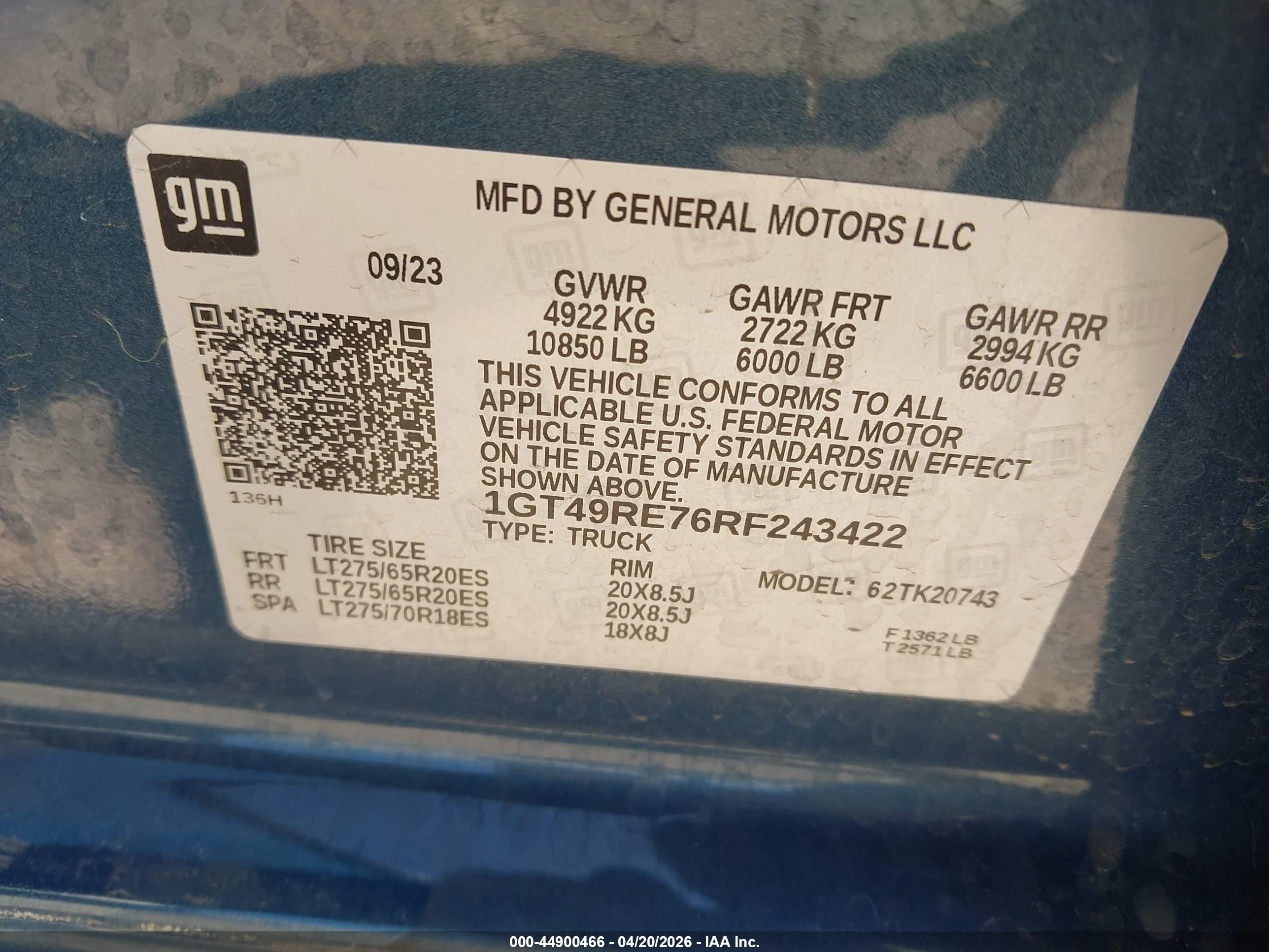 2024 GMC Sierra VIN 1GT49RE76RF243422 IAAI salvage auction — Side, Salvage (Massachusetts), sold $13,300 on 2026-07-09 (photo 8)
