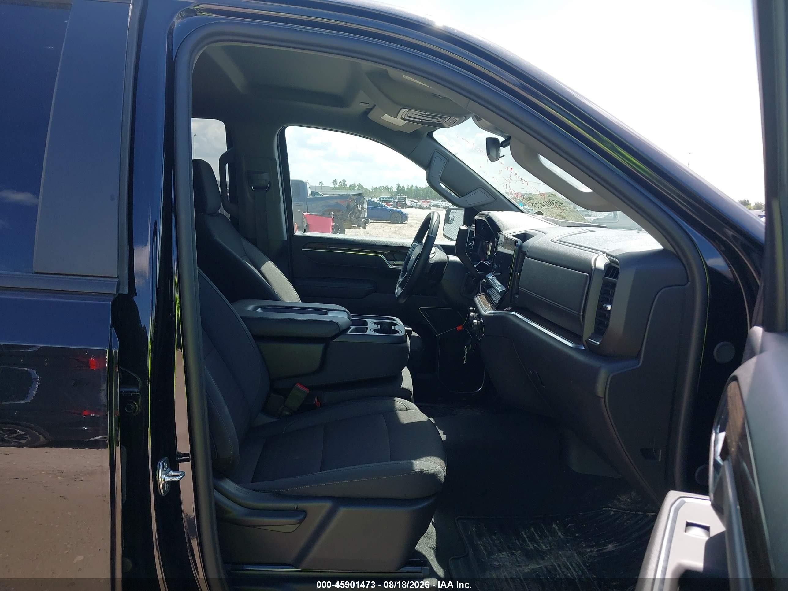 2026 Chevrolet Silverado VIN 1GCPACED6TZ182750 IAAI salvage auction — Unknown, Enterprise Vehicles Clear Only (Florida), sold $21,000 on 2026-08-20 (photo 5)