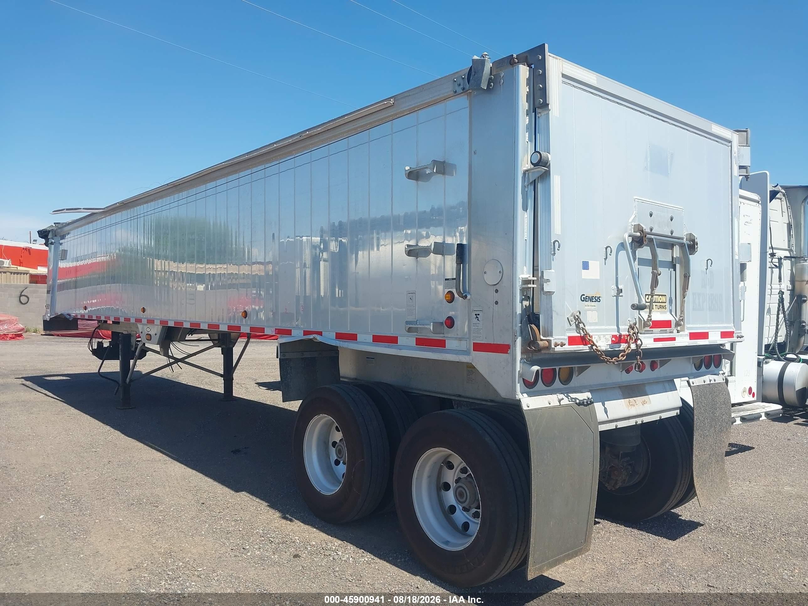 2014 East Manufacturing End Dump VIN 1E1F9U286ER050126 IAAI salvage auction — Top/Roof, Salvage (Arizona), sold $8,600 on 2026-10-07 (photo 3)