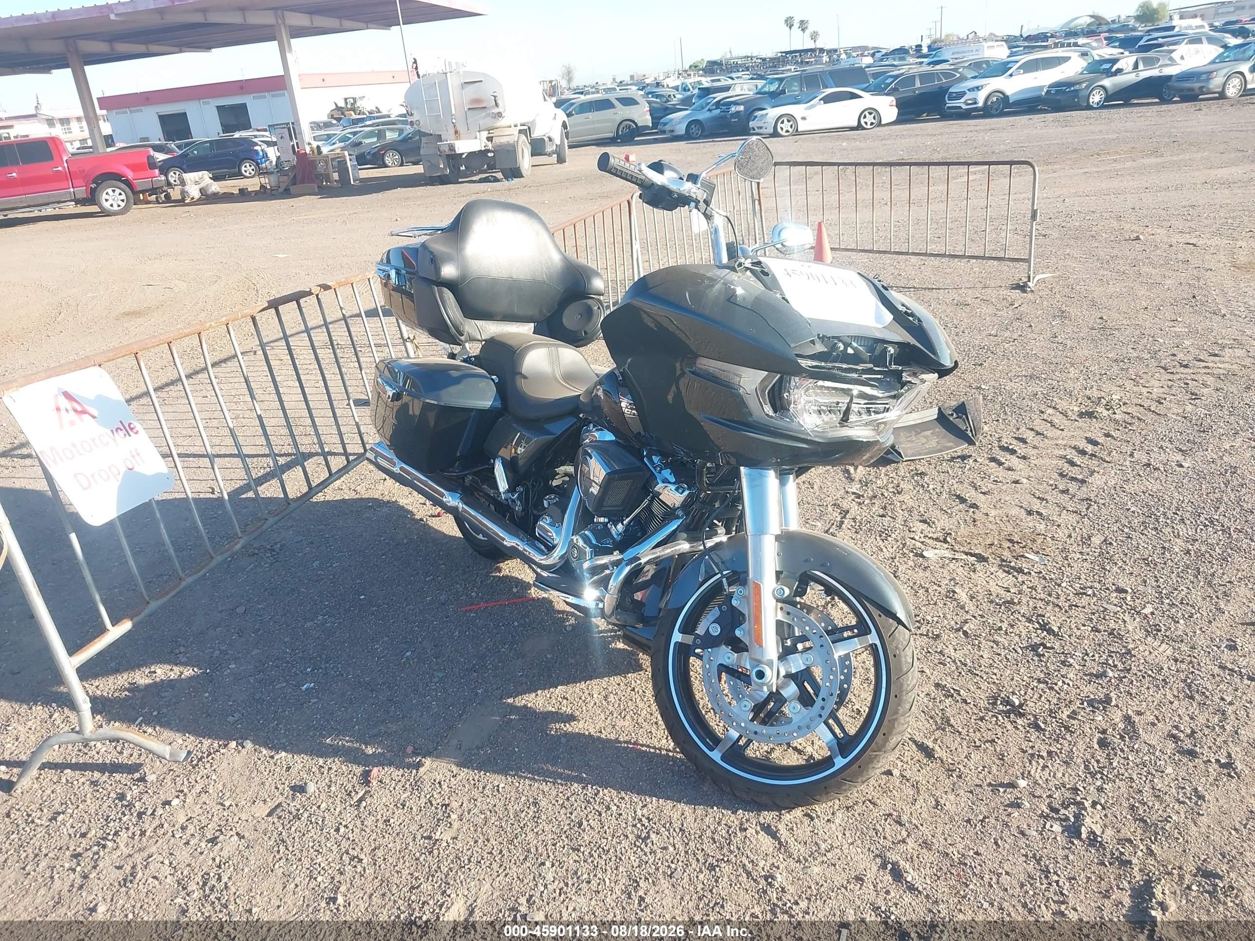 2025 Harley-Davidson FLTRX VIN 1HD1KH710SB630375 — IAAI salvage auction photo