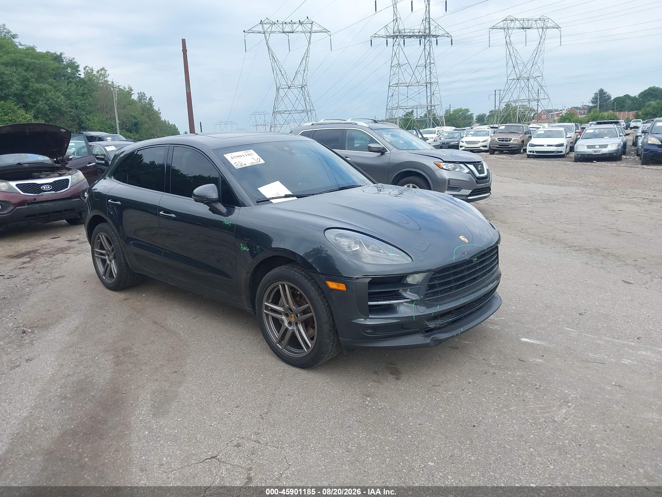 2020 Porsche Macan VIN WP1AB2A59LLB31417 — IAAI salvage auction photo