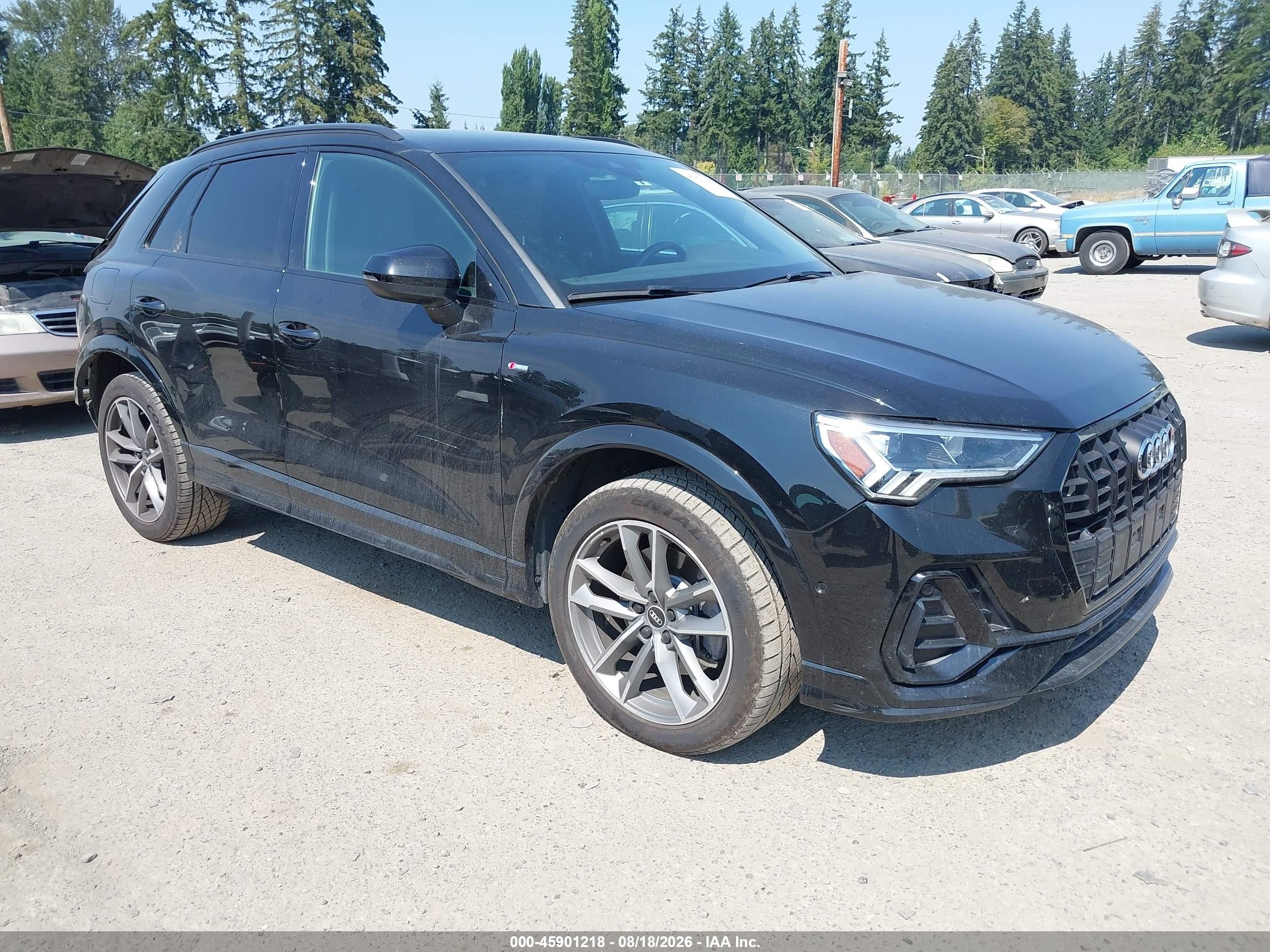2021 Audi Q3 VIN WA1EECF35M1042748 — IAAI salvage auction photo