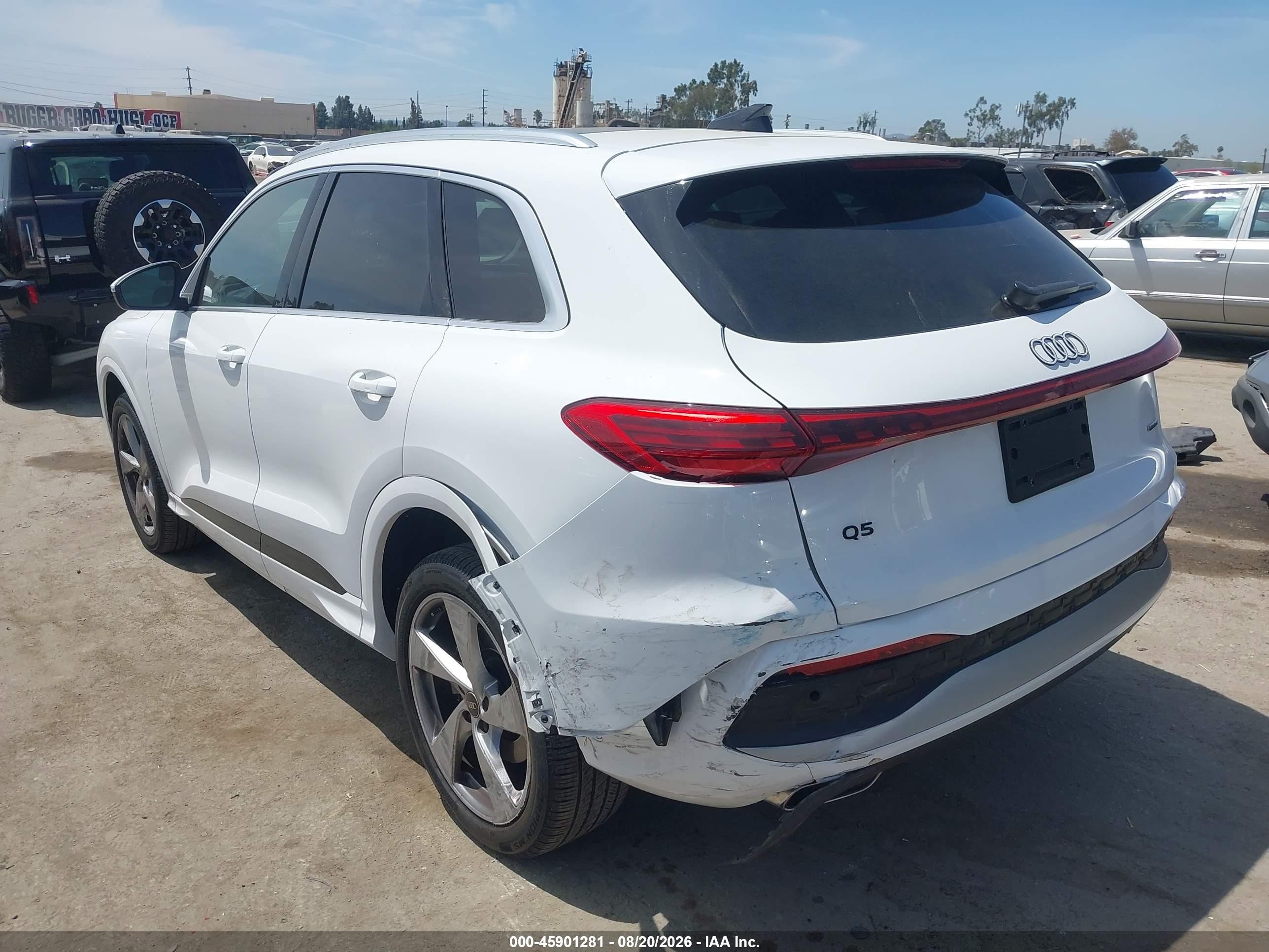 2025 Audi All-new Q5 VIN WA12AAGU9S2071154 IAAI salvage auction — Rear End, Salvage (California), sold $25,250 on 2026-09-19 (photo 3)