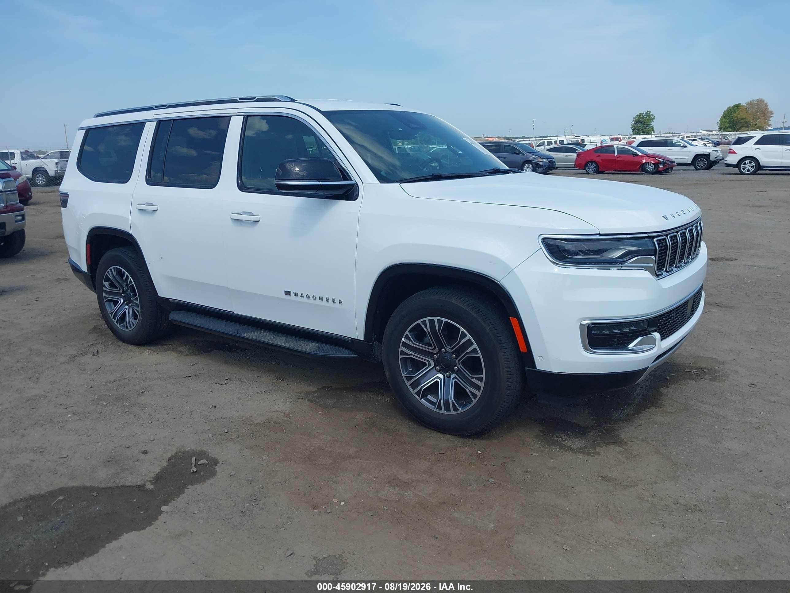 2024 Jeep Wagoneer VIN 1C4SJUBP3RS178302 — IAAI salvage auction photo