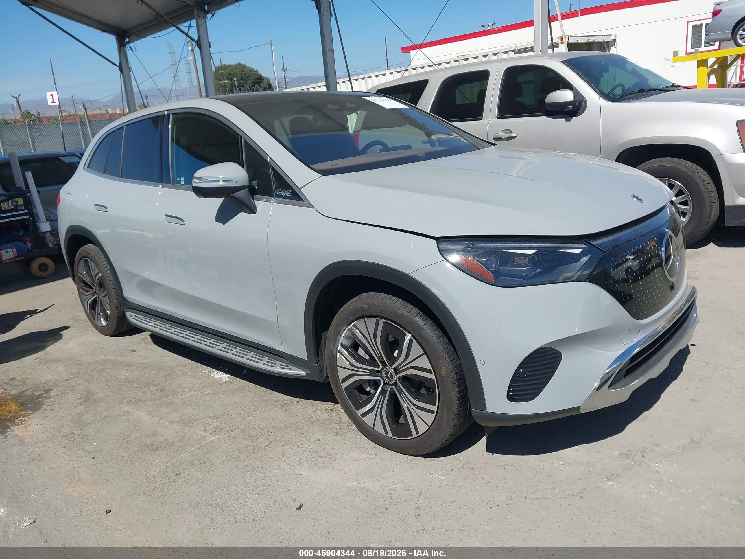 2023 Mercedes-Benz EQE VIN 4JGGM1CB1PA022014 — IAAI salvage auction photo