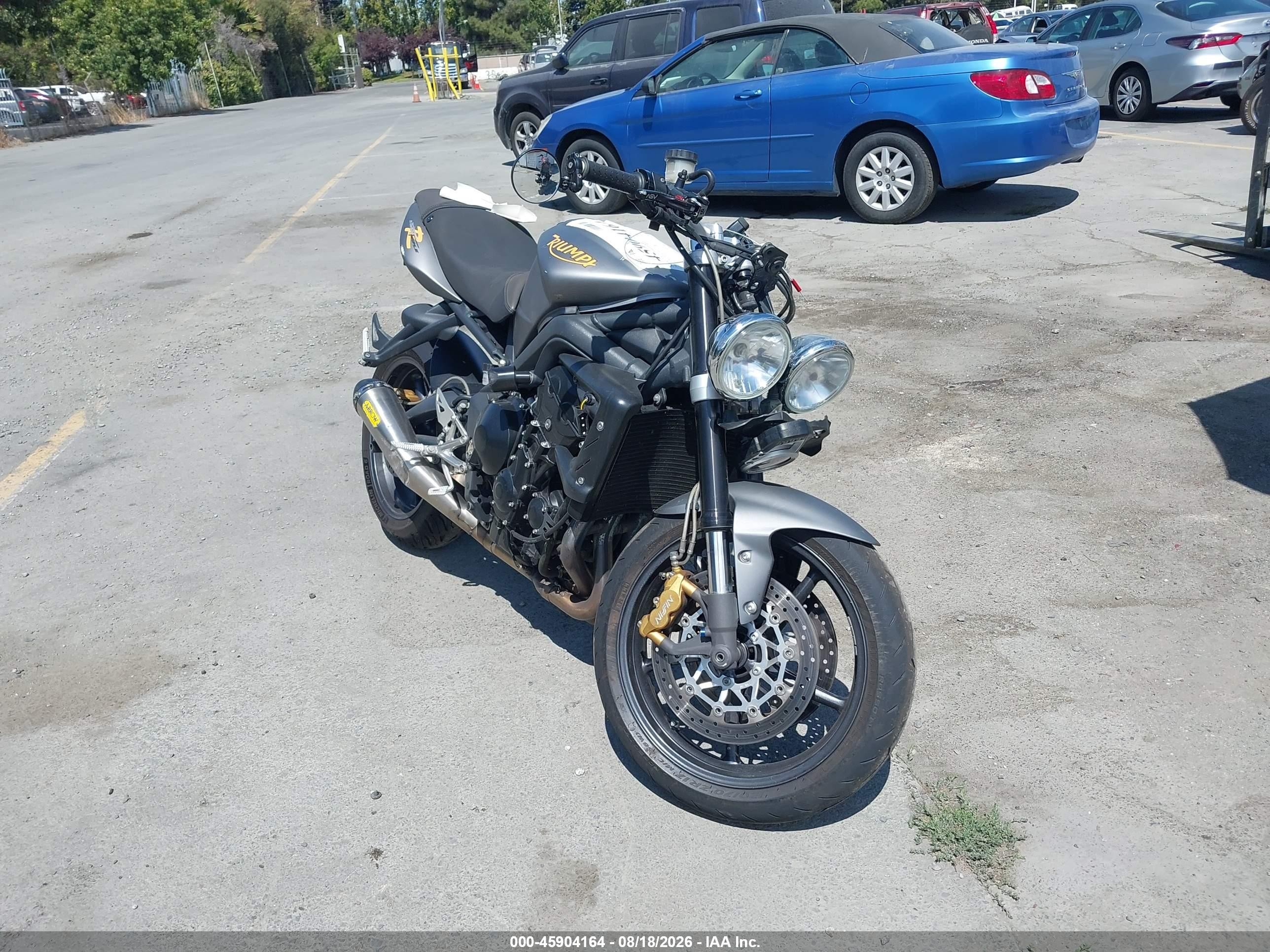2009 Triumph Motorcycle Street VIN SMTD02NE19J403897 IAAI salvage auction — Front End, Salvage (California), sold $625 on 2026-09-14 (photo 1)