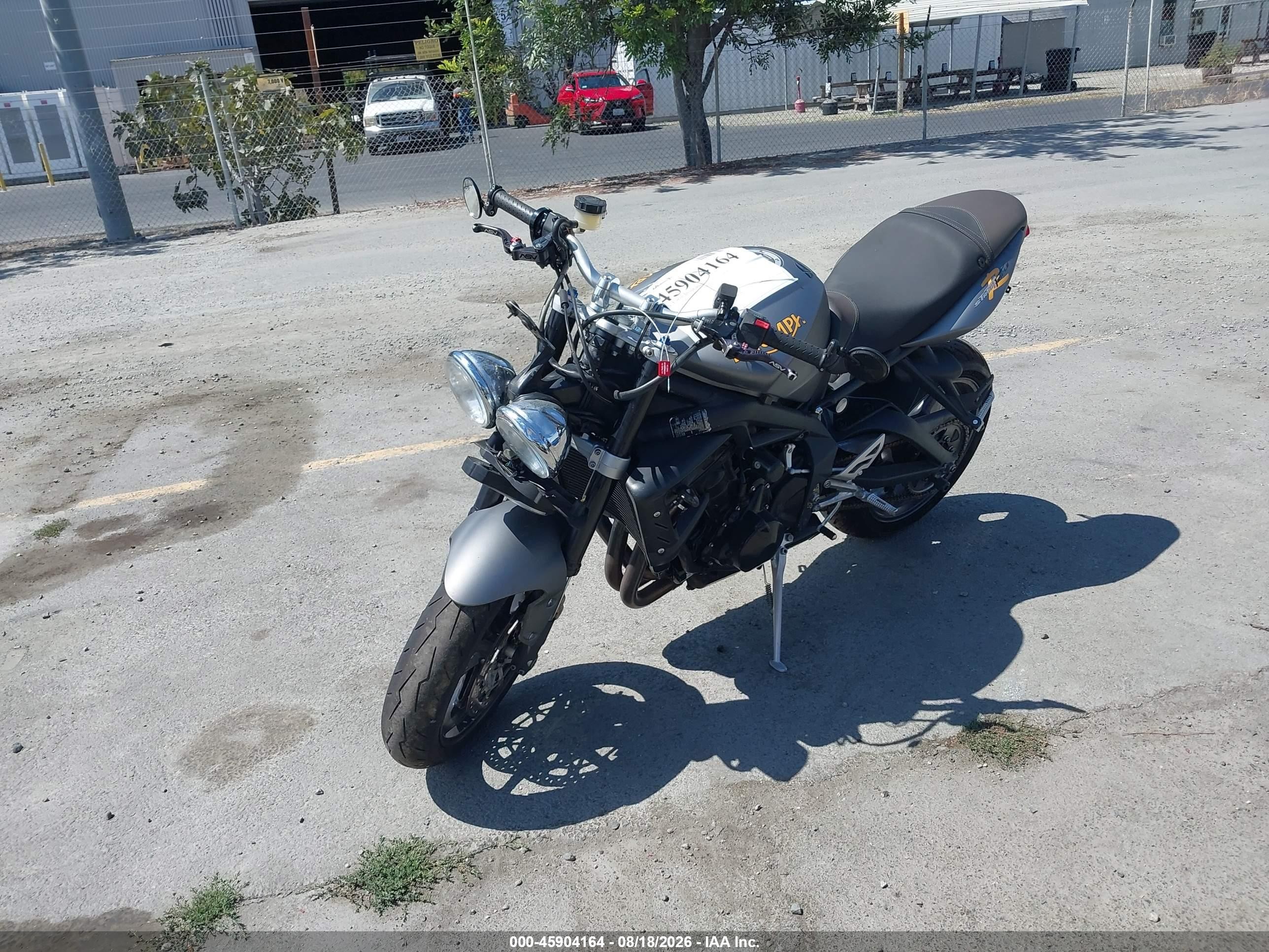 2009 Triumph Motorcycle Street VIN SMTD02NE19J403897 IAAI salvage auction — Front End, Salvage (California), sold $625 on 2026-09-14 (photo 2)