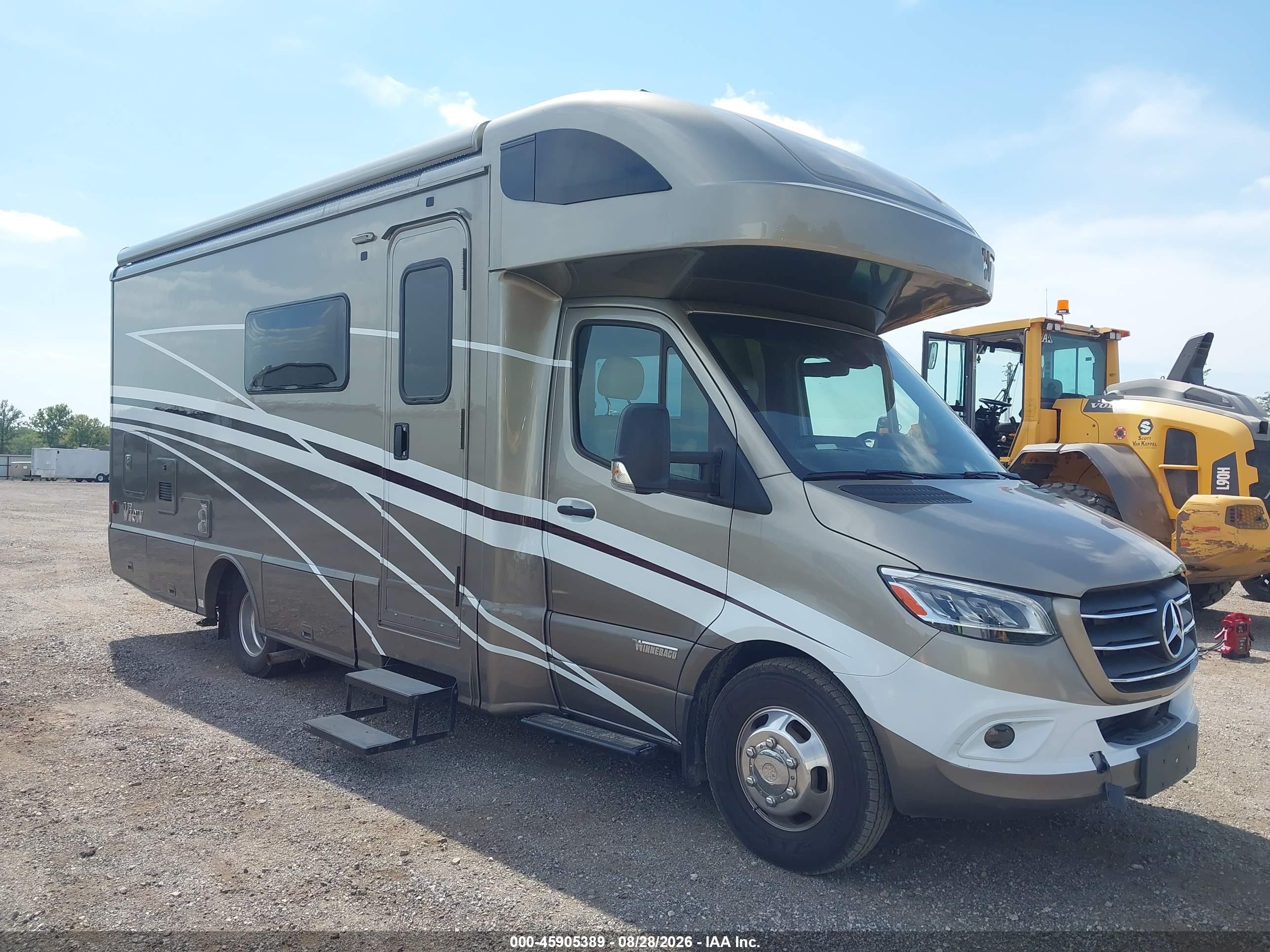 2024 Mercedes Sprinter 3500xd VIN W1X8N33Y0PN247393 — IAAI salvage auction photo