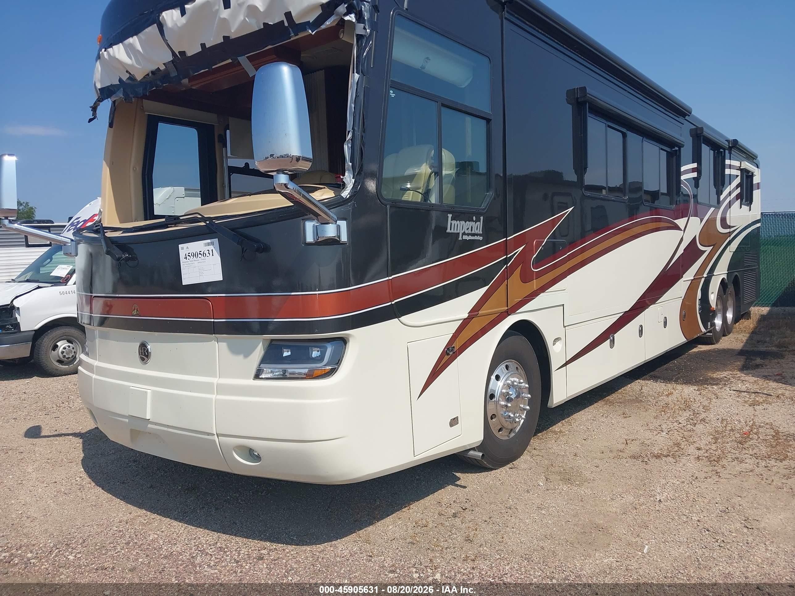 2008 Roadmaster Rail Monocoque VIN 1RF14571681047617 IAAI salvage auction — Storm Damage, Regular (South Dakota), sold $19,600 on 2026-09-30 (photo 2)