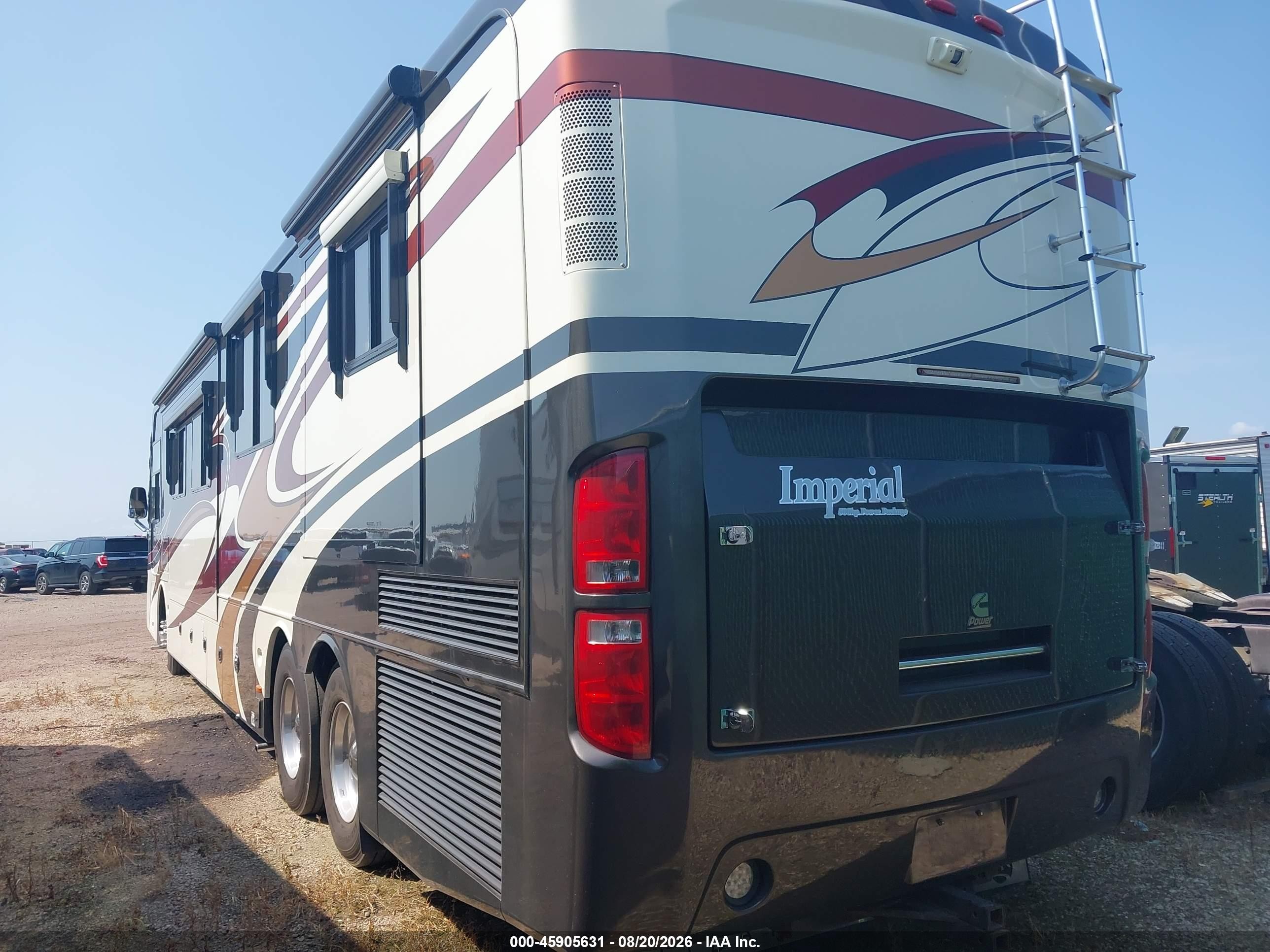 2008 Roadmaster Rail Monocoque VIN 1RF14571681047617 IAAI salvage auction — Storm Damage, Regular (South Dakota), sold $19,600 on 2026-09-30 (photo 3)