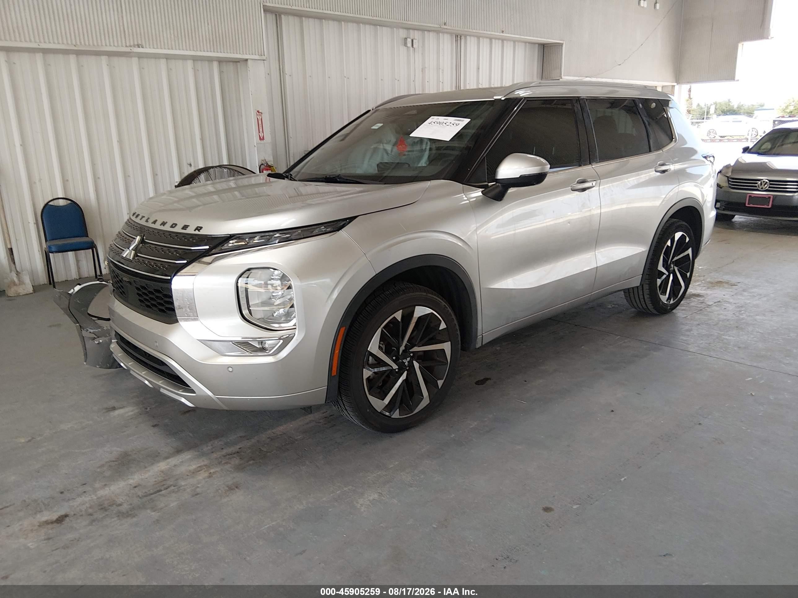 2022 Mitsubishi Outlander VIN JA4J3VA83NZ072076 IAAI salvage auction — Unknown, Rebuildable (Florida), sold $5,200 on 2026-09-24 (photo 2)