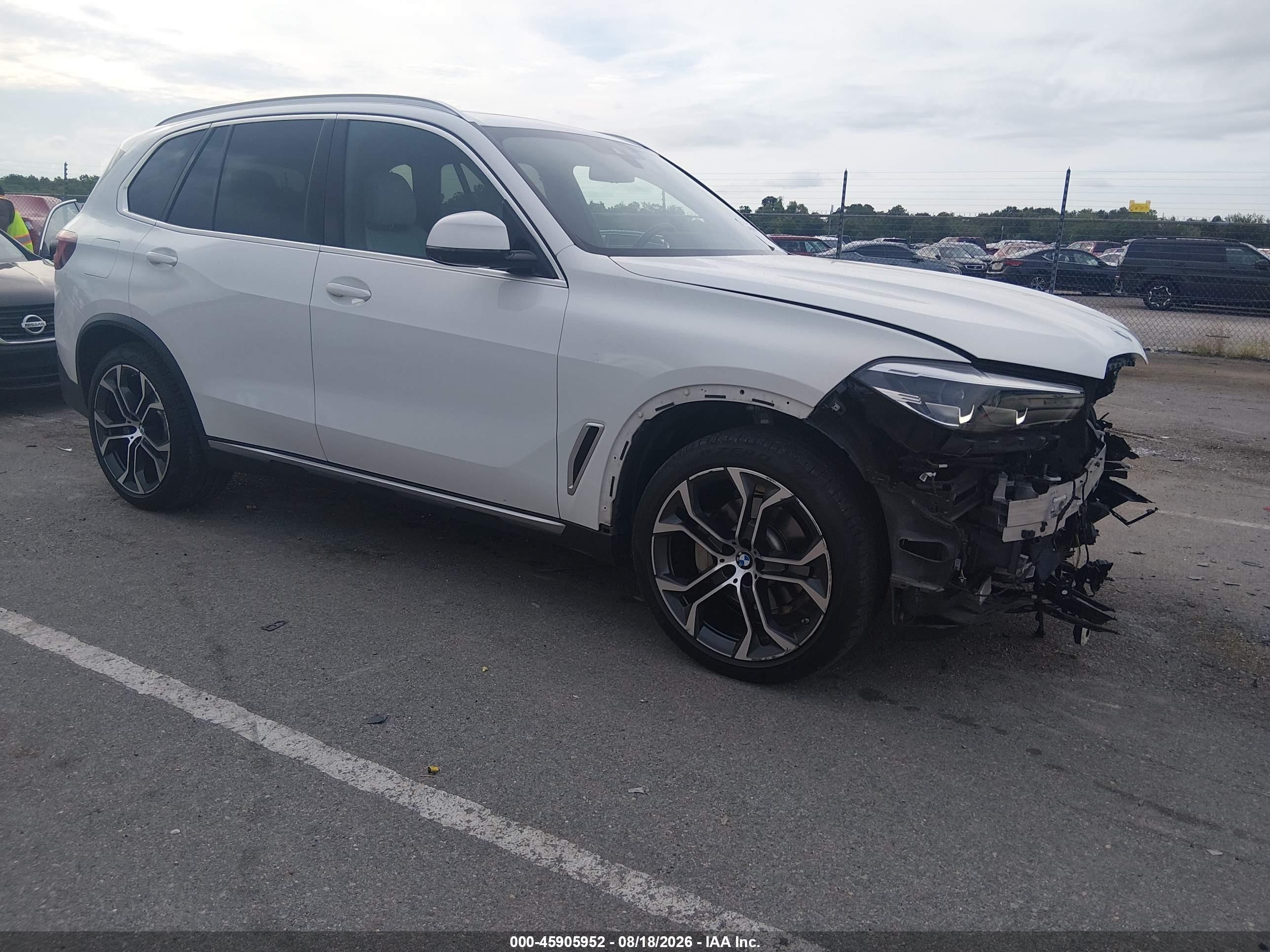 2023 BMW X5 VIN 5UXCR4C03P9N50299 — IAAI salvage auction photo