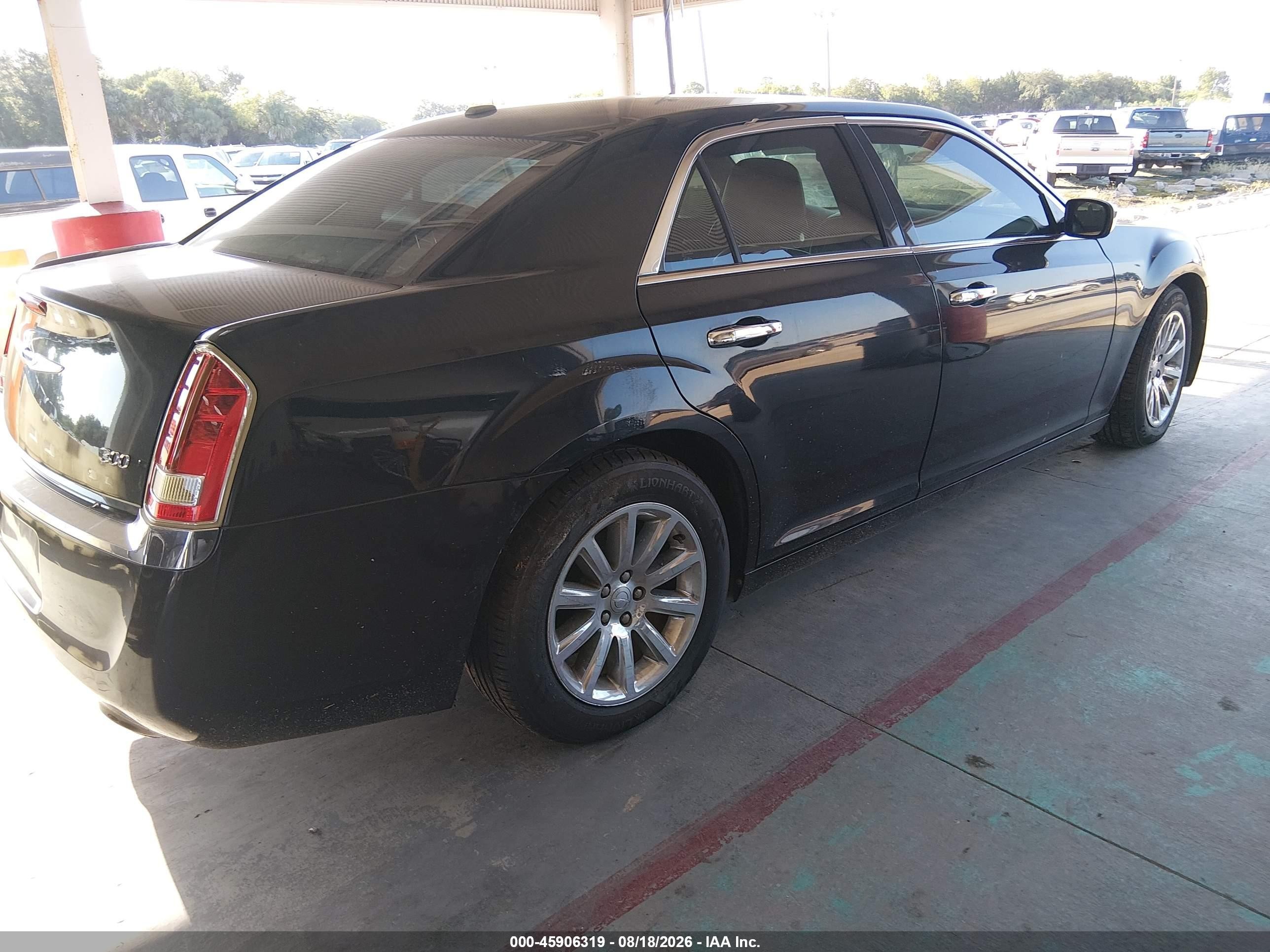 2012 Chrysler 300 VIN 2C3CCACG6CH308748 IAAI salvage auction — Normal Wear, Clear (Florida), sold $450 on 2026-09-02 (photo 4)