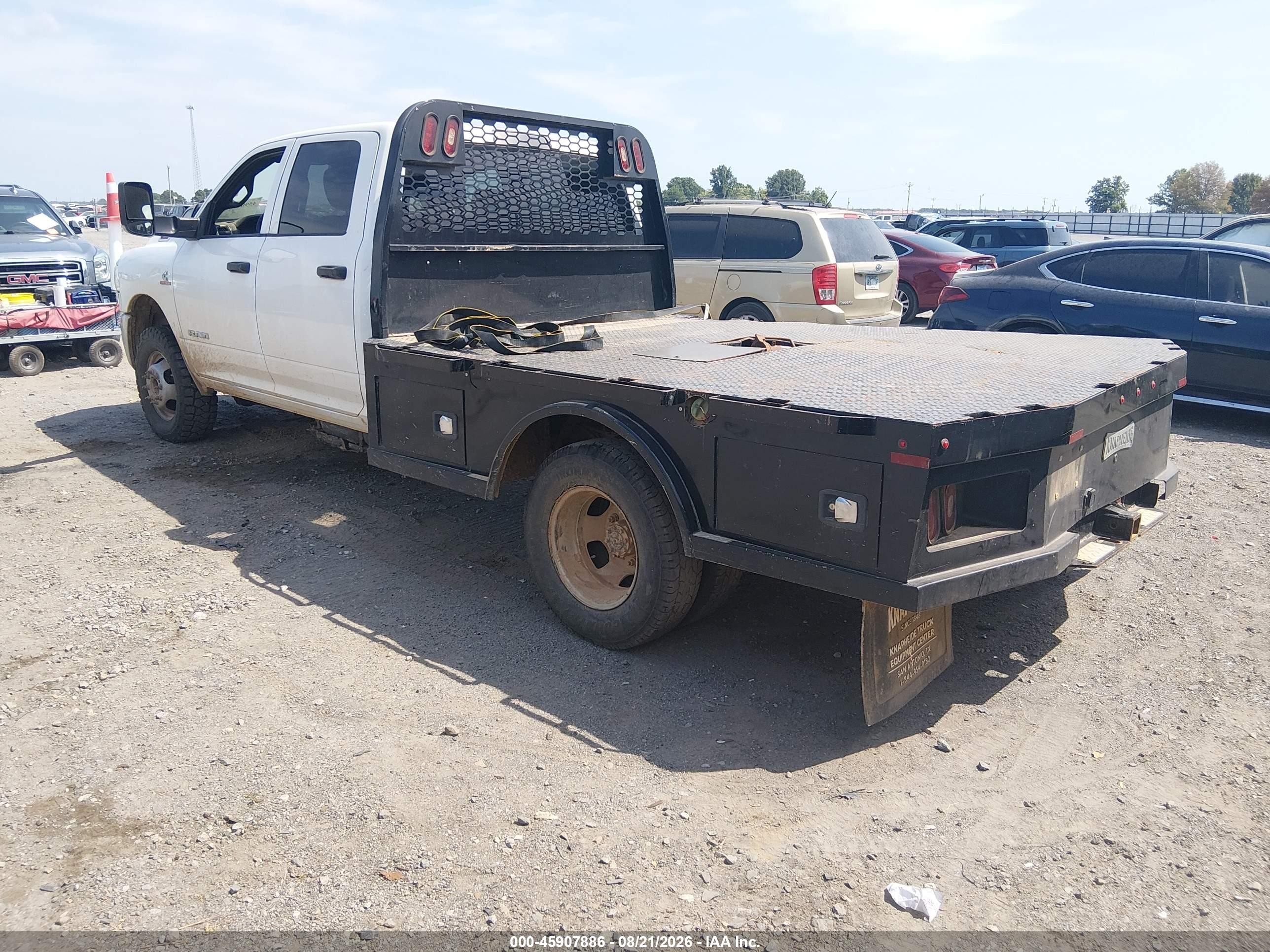 2021 Ram 3500 VIN 3C7WRTCL4MG507270 IAAI salvage auction — Side, Salvage (Arkansas), sold $9,400 on 2026-09-12 (photo 3)