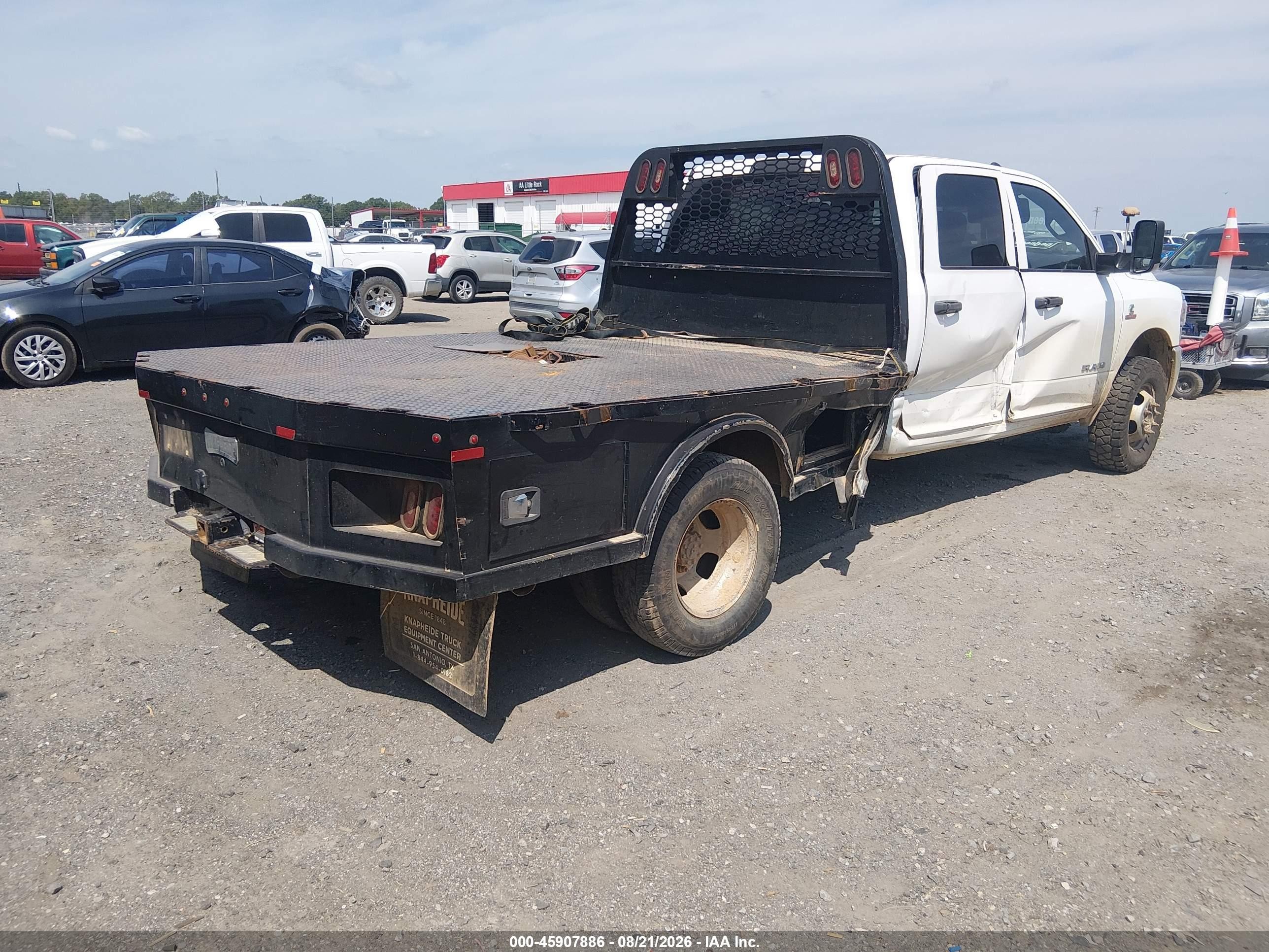 2021 Ram 3500 VIN 3C7WRTCL4MG507270 IAAI salvage auction — Side, Salvage (Arkansas), sold $9,400 on 2026-09-12 (photo 4)