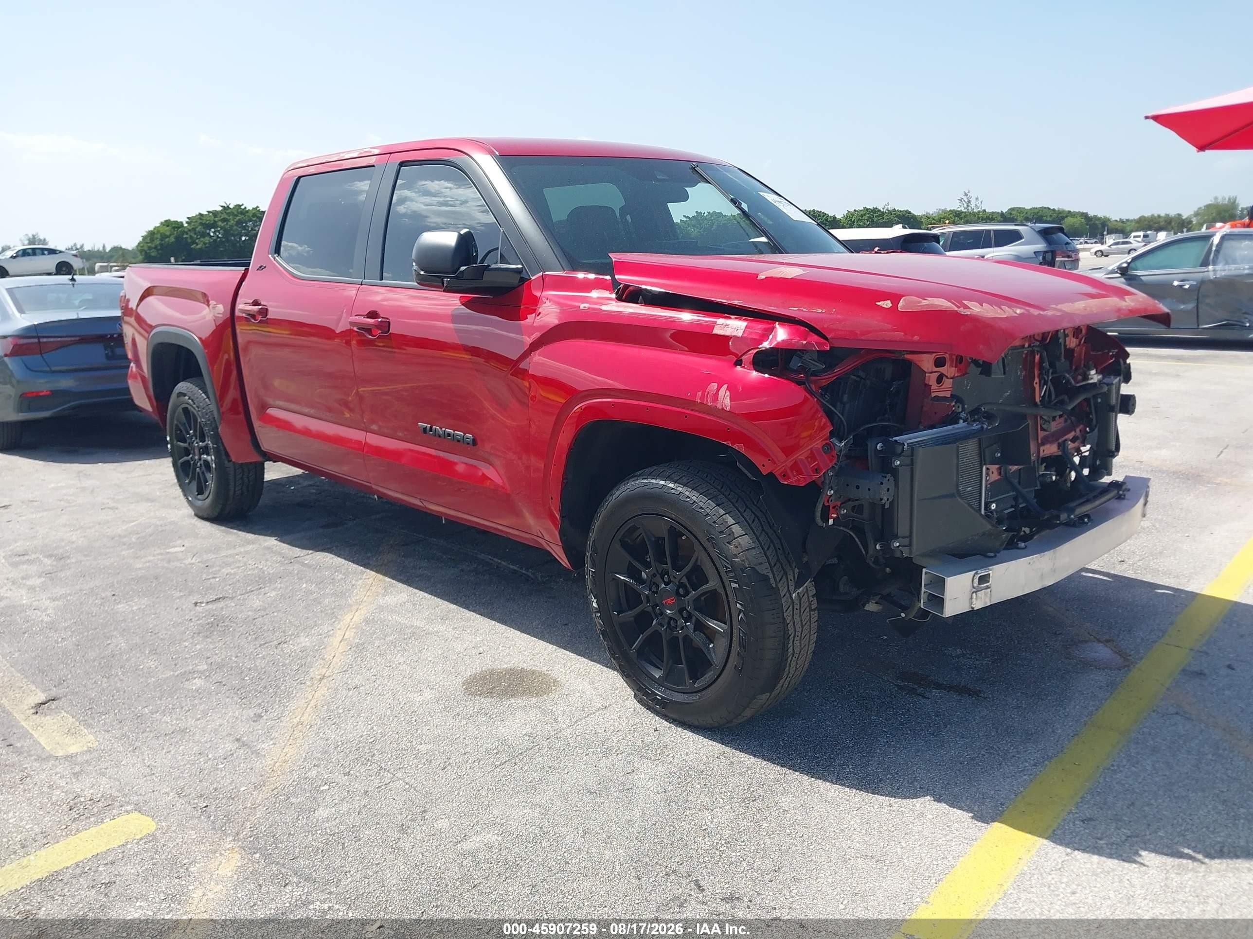 2025 Toyota Tundra VIN 5TFLA5DB1SX267872 — IAAI salvage auction photo