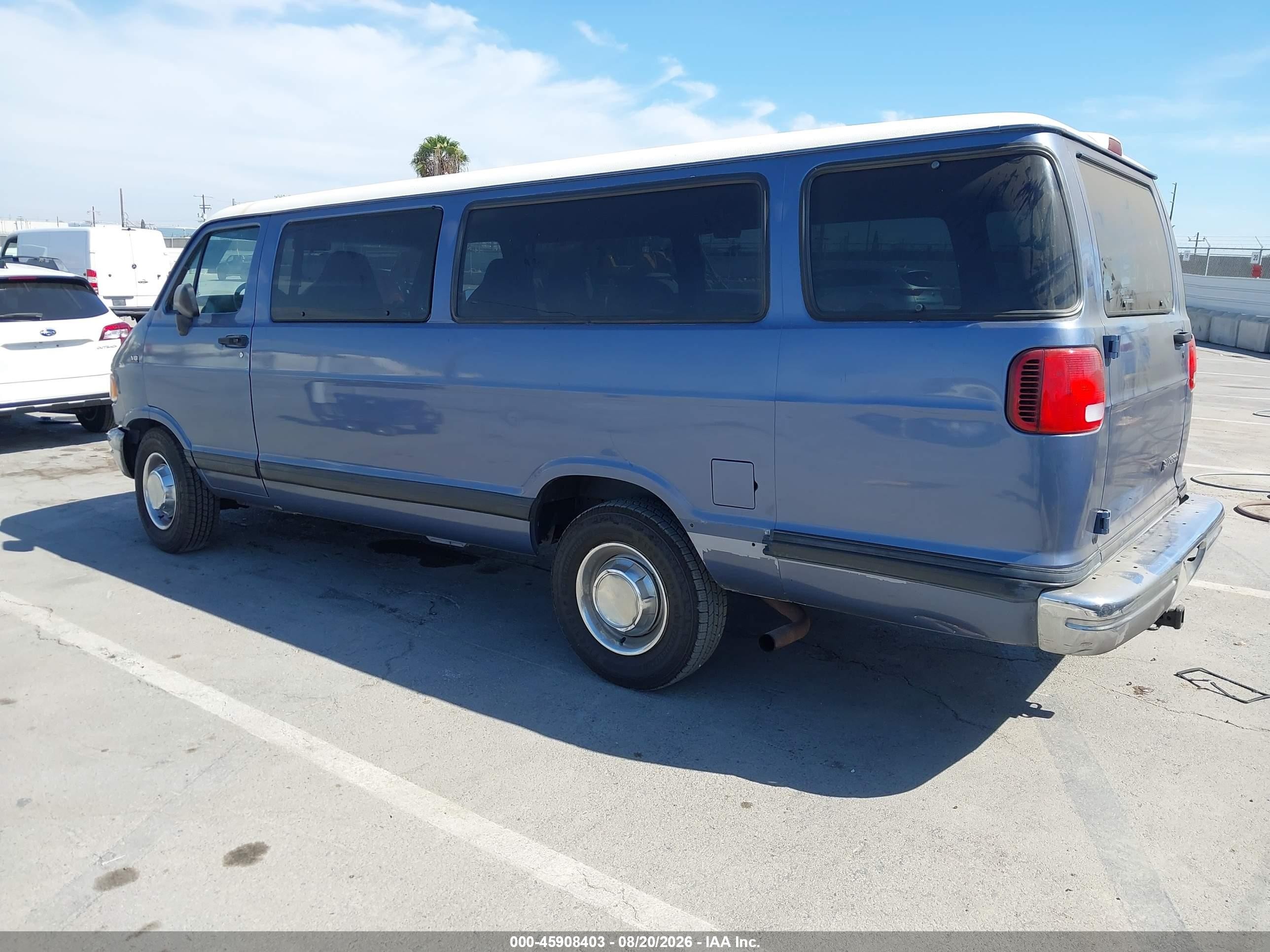 1995 Dodge Ram van VIN 2B5WB35Z4SK516269 IAAI salvage auction — Front End, Salvage (Idaho), sold $525 on 2026-09-25 (photo 3)