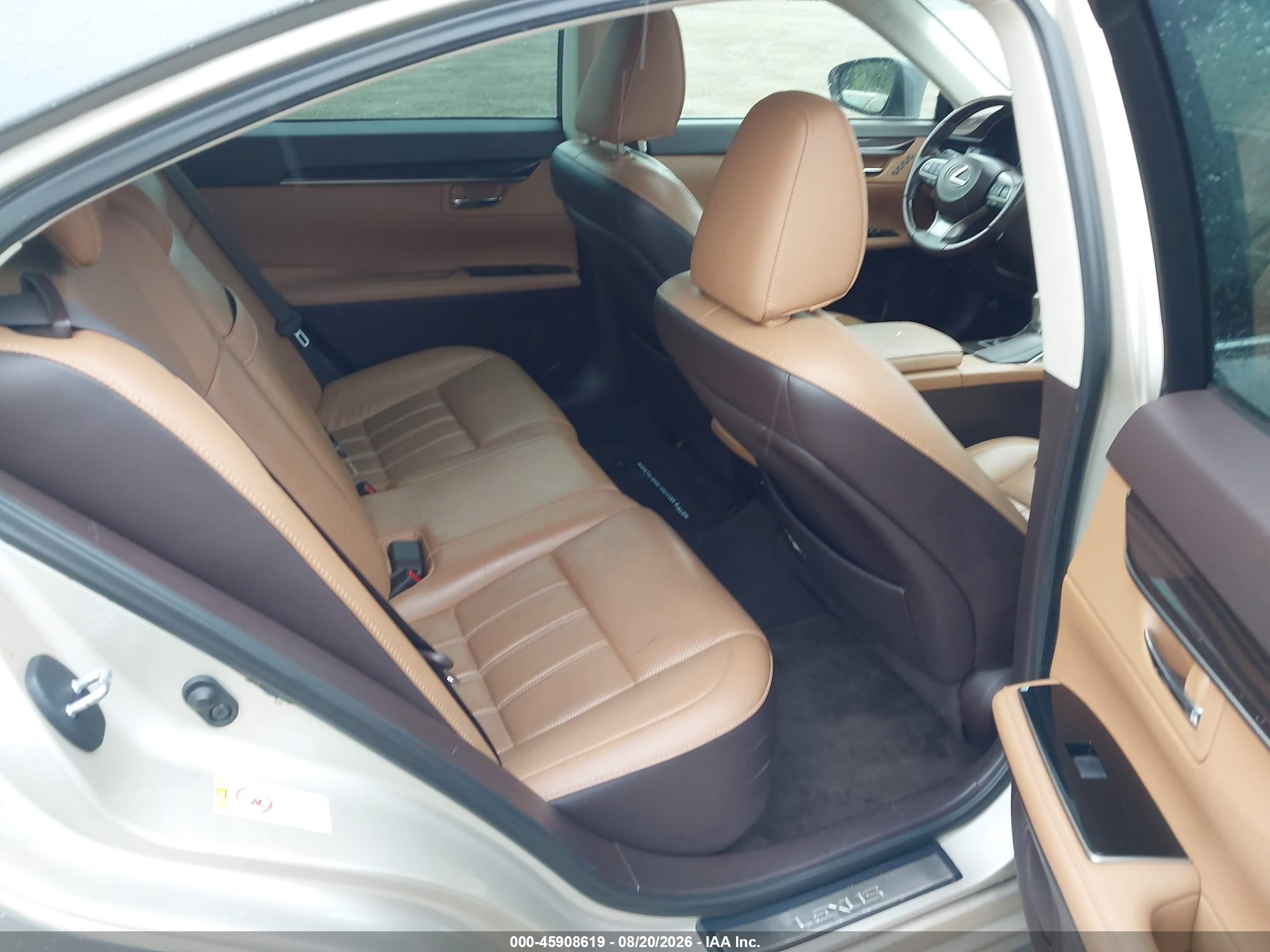 2017 Lexus ES 350 VIN 58ABK1GG9HU058239 IAAI salvage auction — Front End, Salvage (Massachusetts), sold $7,300 on 2026-10-09 (photo 8)