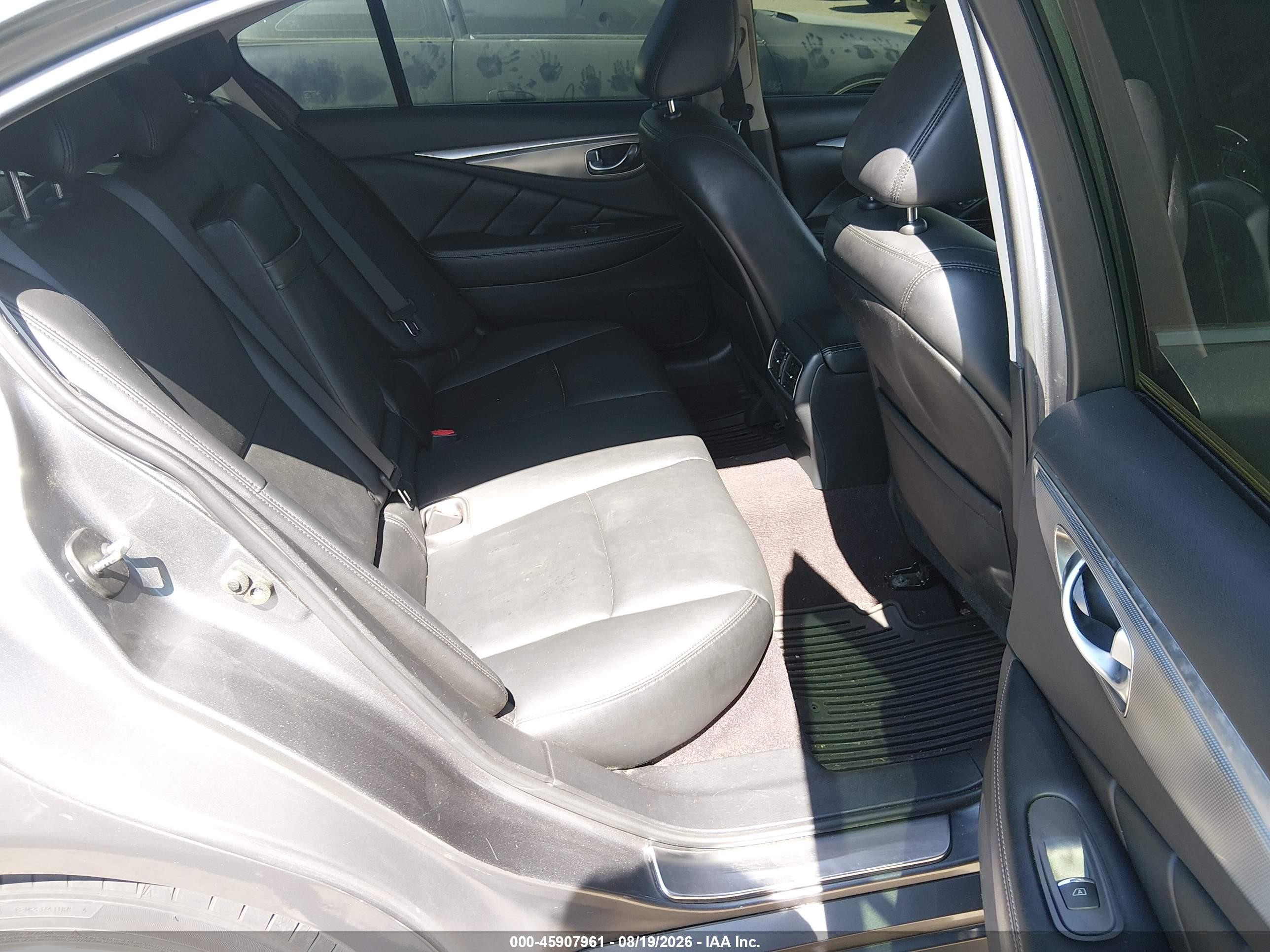 2016 Infiniti Q50 VIN JN1EV7AP0GM305533 IAAI salvage auction — Normal Wear, Clear (Washington), sold $2,050 on 2026-09-02 (photo 8)