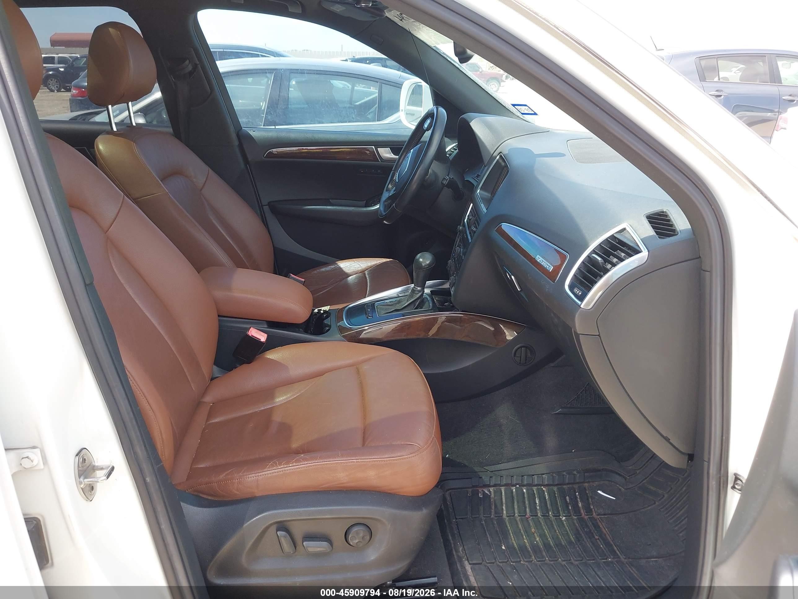 2012 Audi Q5 VIN WA1LFAFP7CA058167 IAAI salvage auction — Front End, Original (Texas), sold $600 on 2026-10-05 (photo 5)