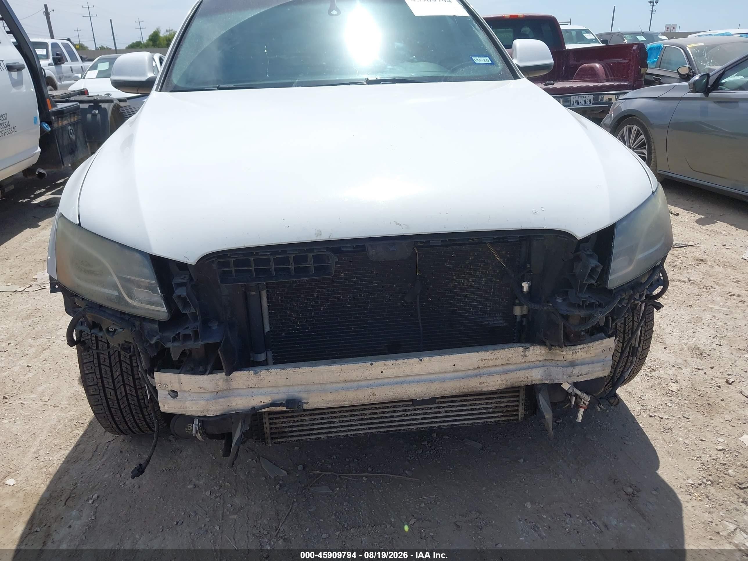 2012 Audi Q5 VIN WA1LFAFP7CA058167 IAAI salvage auction — Front End, Original (Texas), sold $600 on 2026-10-05 (photo 6)
