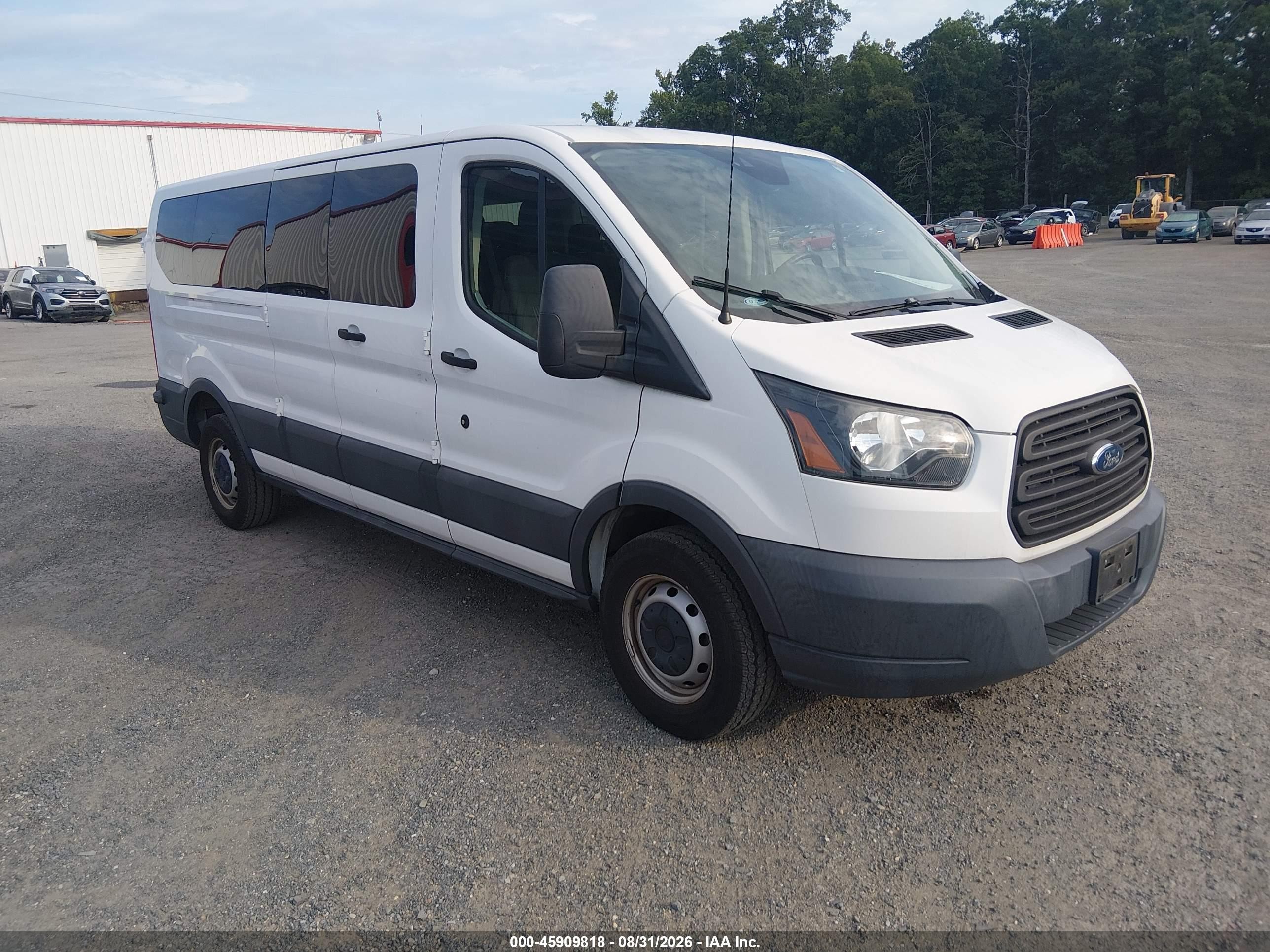 2017 Ford Transit-350 VIN 1FBZX2ZM9HKB02518 — IAAI salvage auction photo