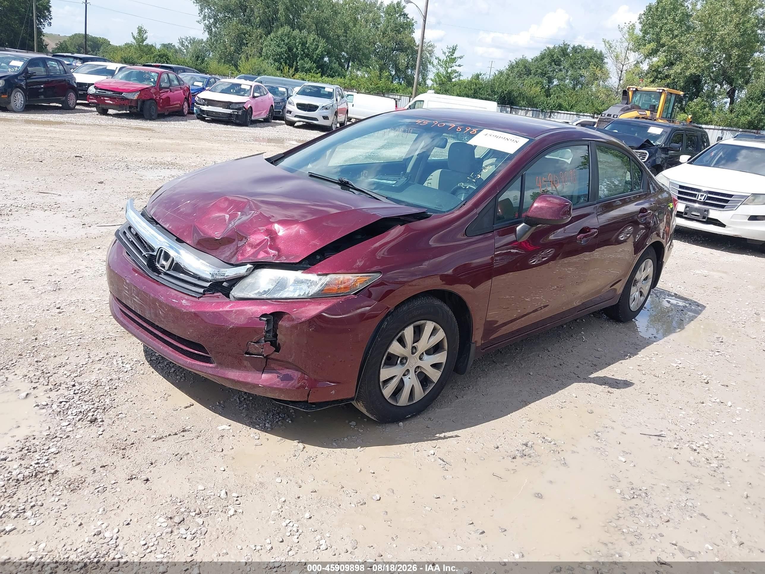 2012 Honda Civic VIN 19XFB2F56CE070715 IAAI salvage auction — Front End, Salvage (Ohio), sold $700 on 2026-09-09 (photo 2)