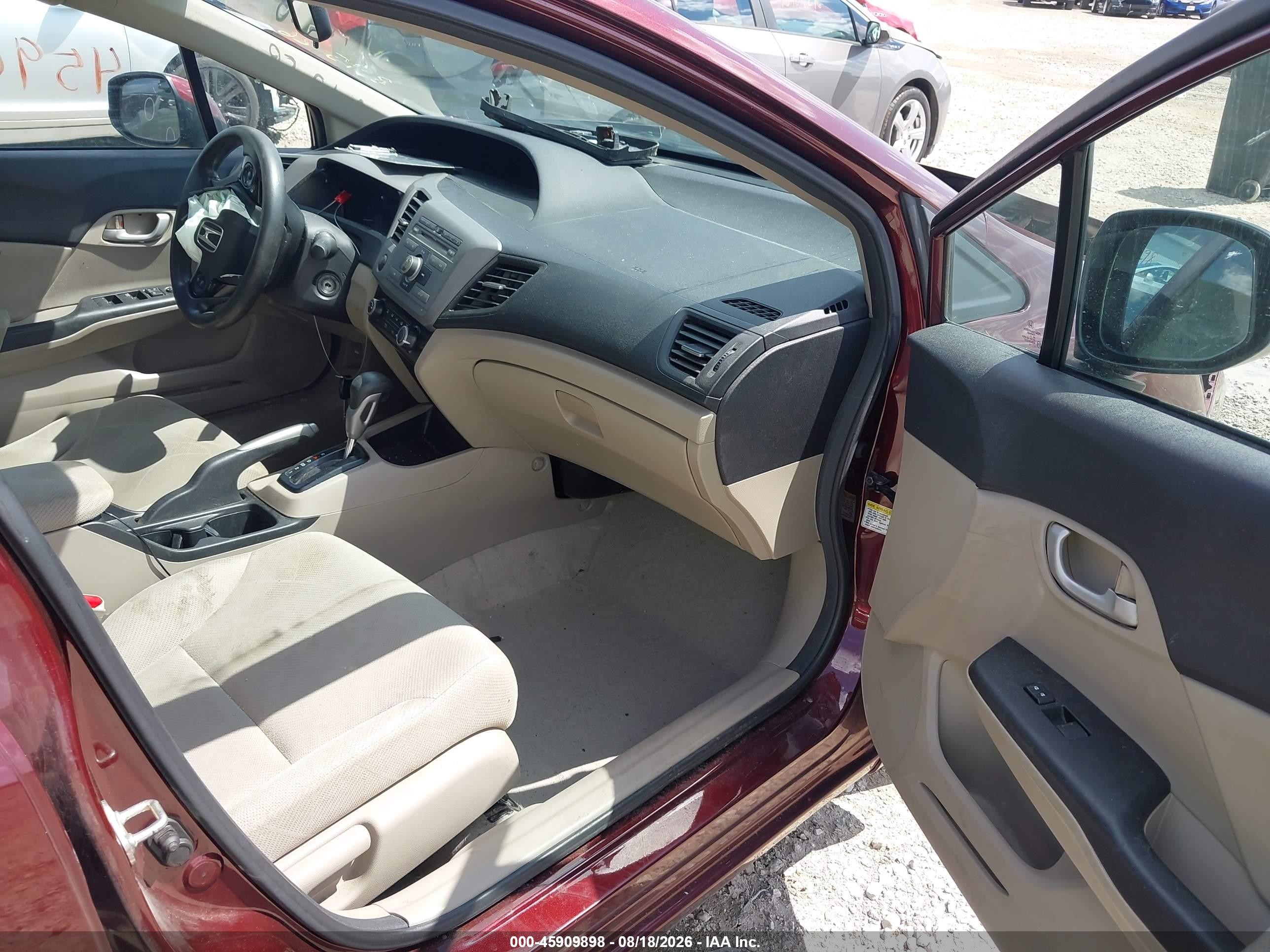 2012 Honda Civic VIN 19XFB2F56CE070715 IAAI salvage auction — Front End, Salvage (Ohio), sold $700 on 2026-09-09 (photo 5)