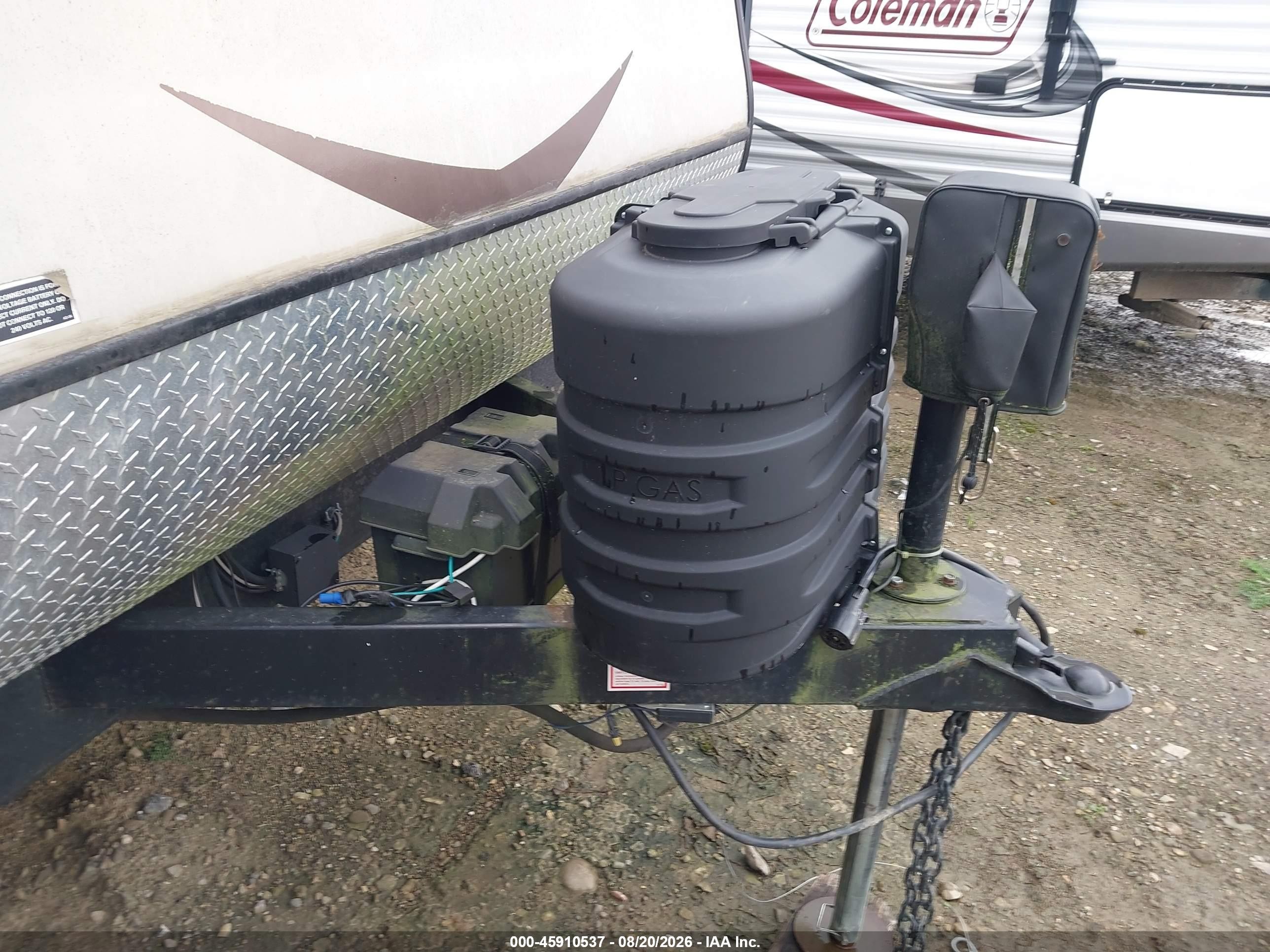 2015 Jayco White Hawk VIN 1UJBJ0BM3F1420215 IAAI salvage auction — Top/Roof, Salvage (Pennsylvania), sold $25 on 2026-09-16 (photo 7)