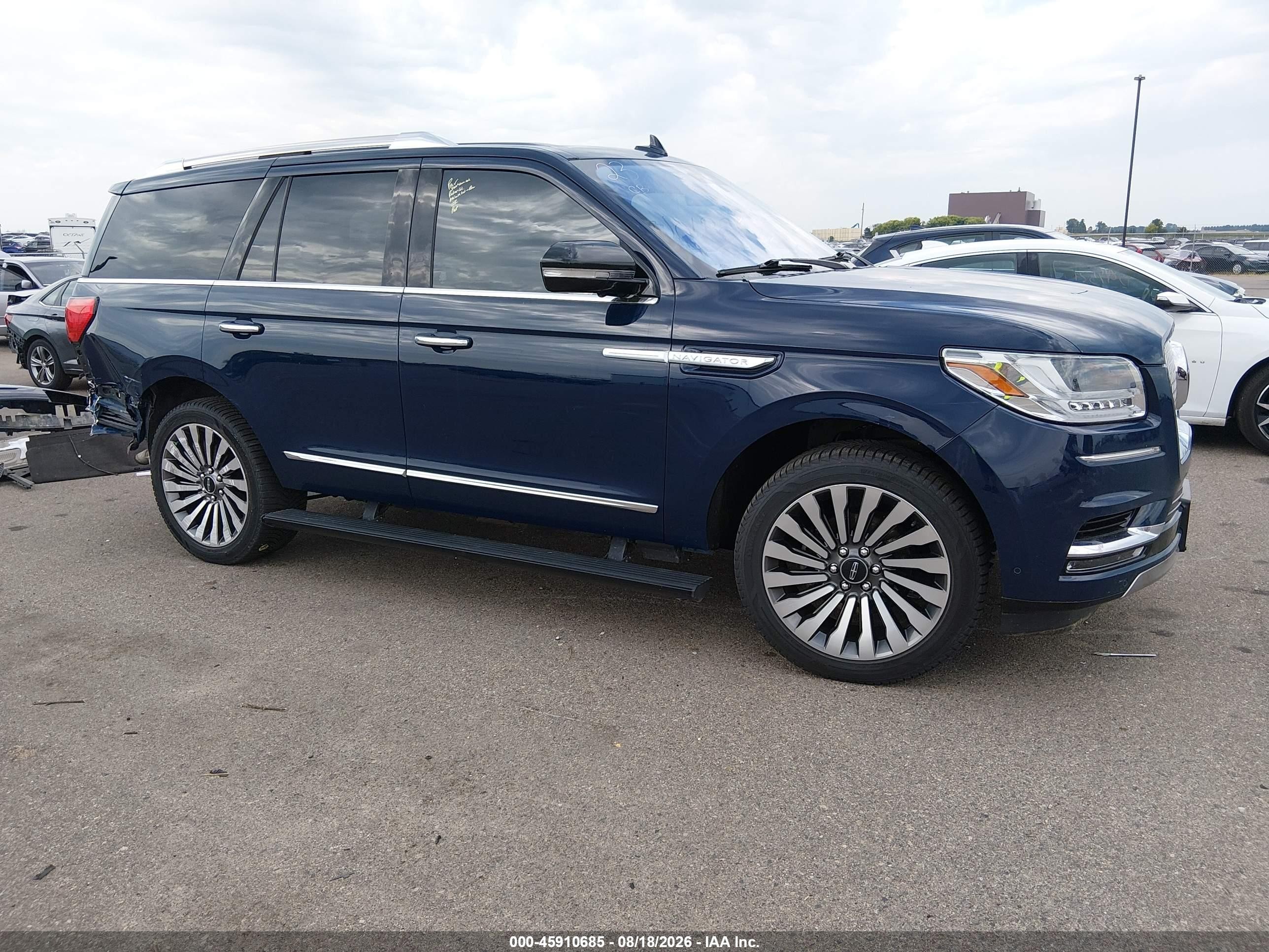 2018 Lincoln Navigator VIN 5LMJJ2LT1JEL05247 — IAAI salvage auction photo