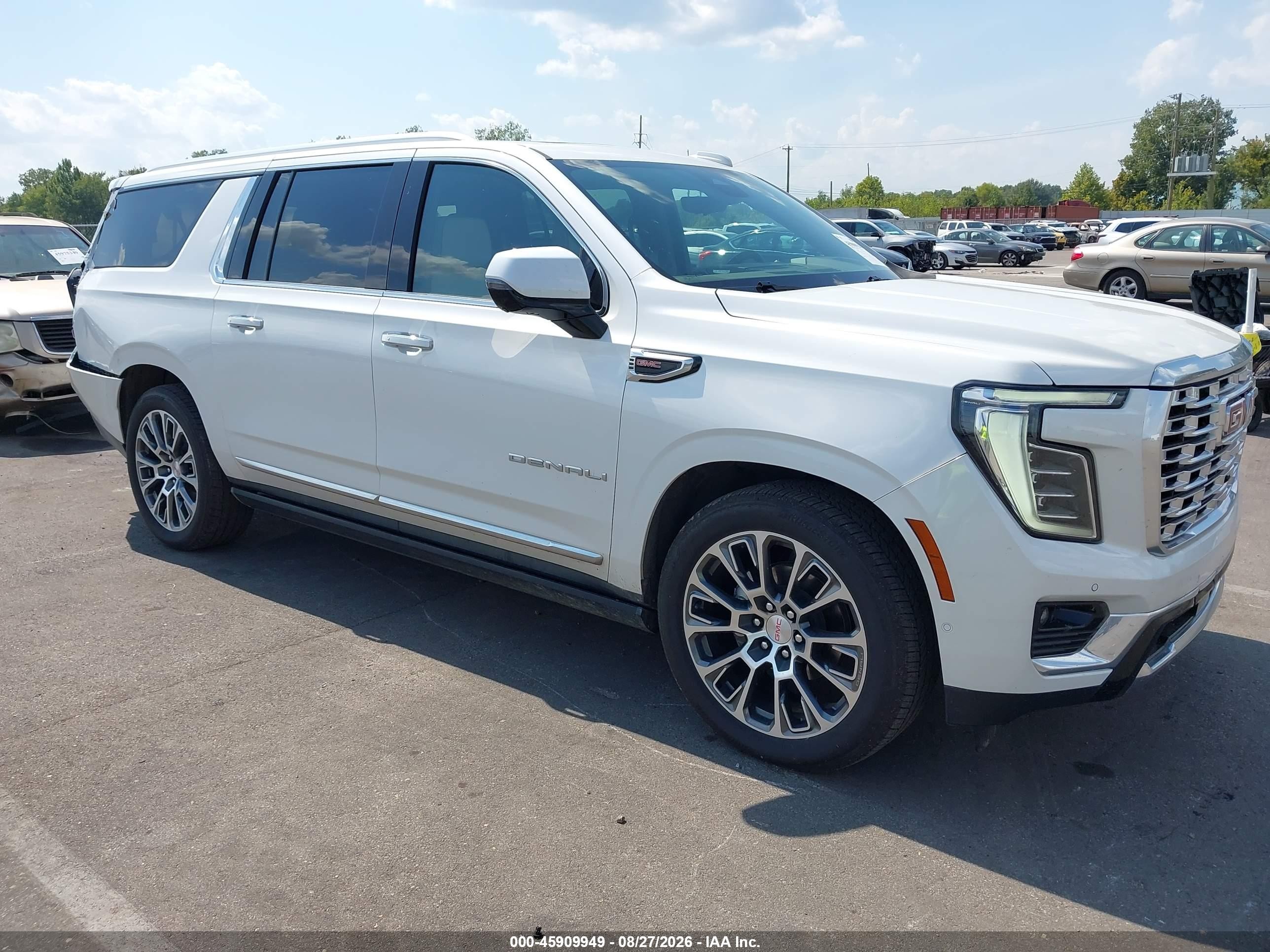 2025 GMC Yukon XL VIN 1GKS2JRL2SR390544 — IAAI salvage auction photo