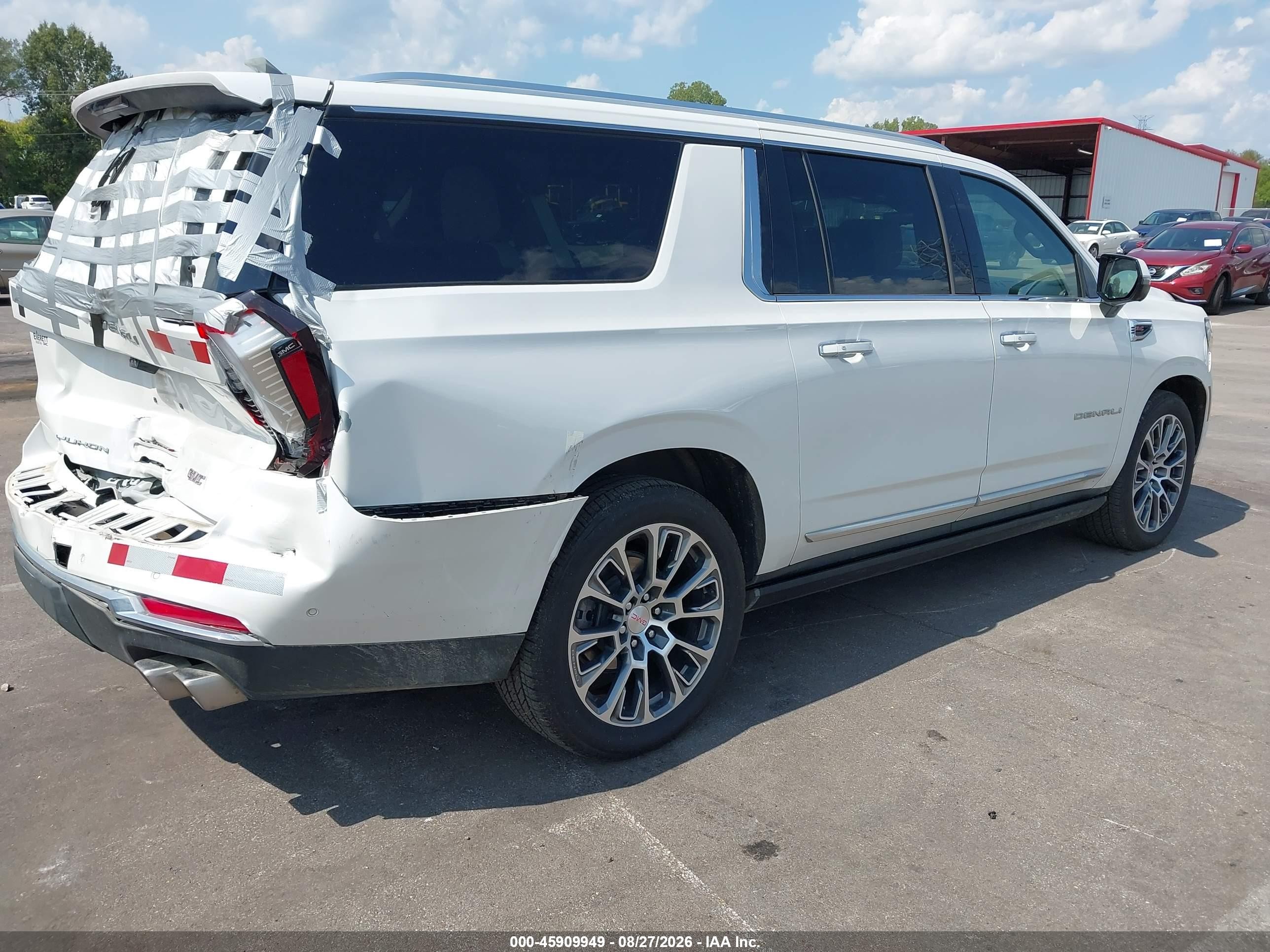 2025 Gmc Yukon VIN 1GKS2JRL2SR390544 IAAI salvage auction — Rear End, Salvage (Tennessee), sold $35,250 on 2026-09-24 (photo 4)