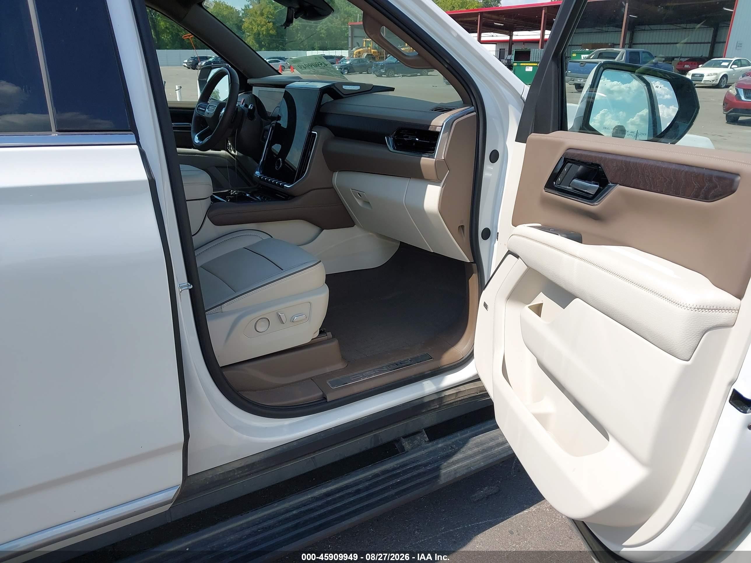 2025 Gmc Yukon VIN 1GKS2JRL2SR390544 IAAI salvage auction — Rear End, Salvage (Tennessee), sold $35,250 on 2026-09-24 (photo 5)