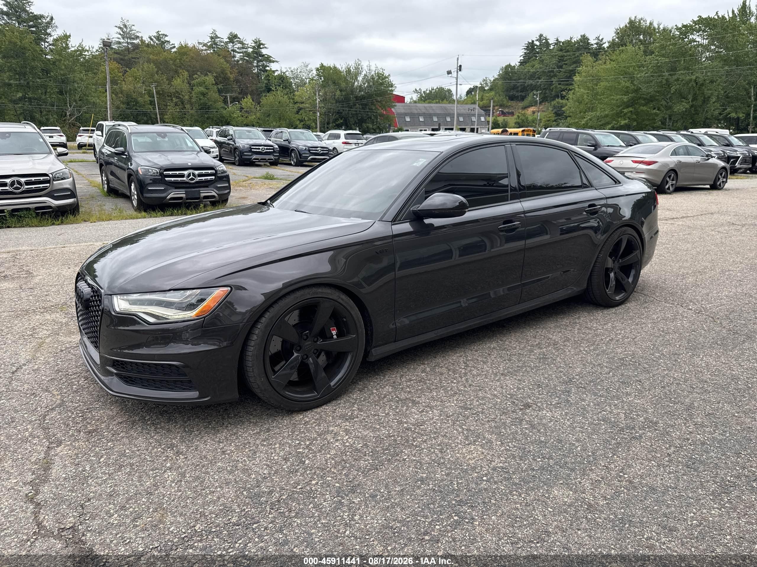 2013 Audi S6 VIN WAUF2AFC9DN103239 IAAI salvage auction — Normal Wear, Clear (Connecticut), sold $10,200 on 2026-09-09 (photo 2)