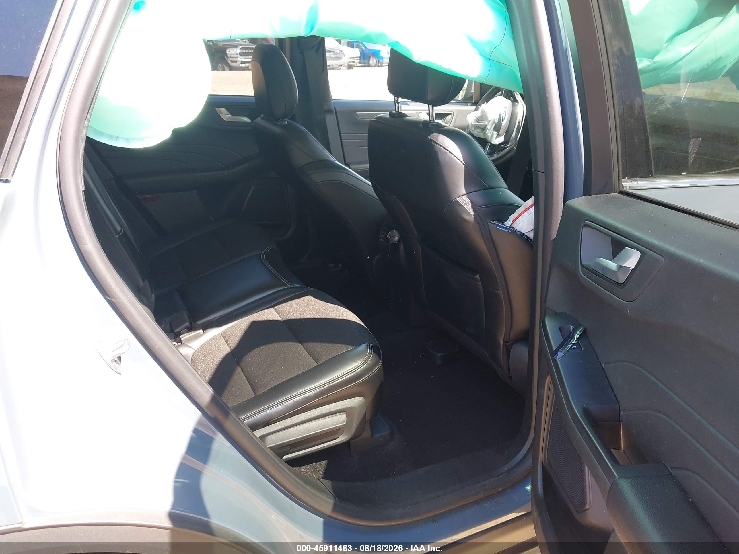 2025 Ford Escape VIN 1FMCU0E15SUA35126 IAAI salvage auction — Unknown, Salvage (Pennsylvania), sold $7,600 on 2026-09-25 (photo 8)