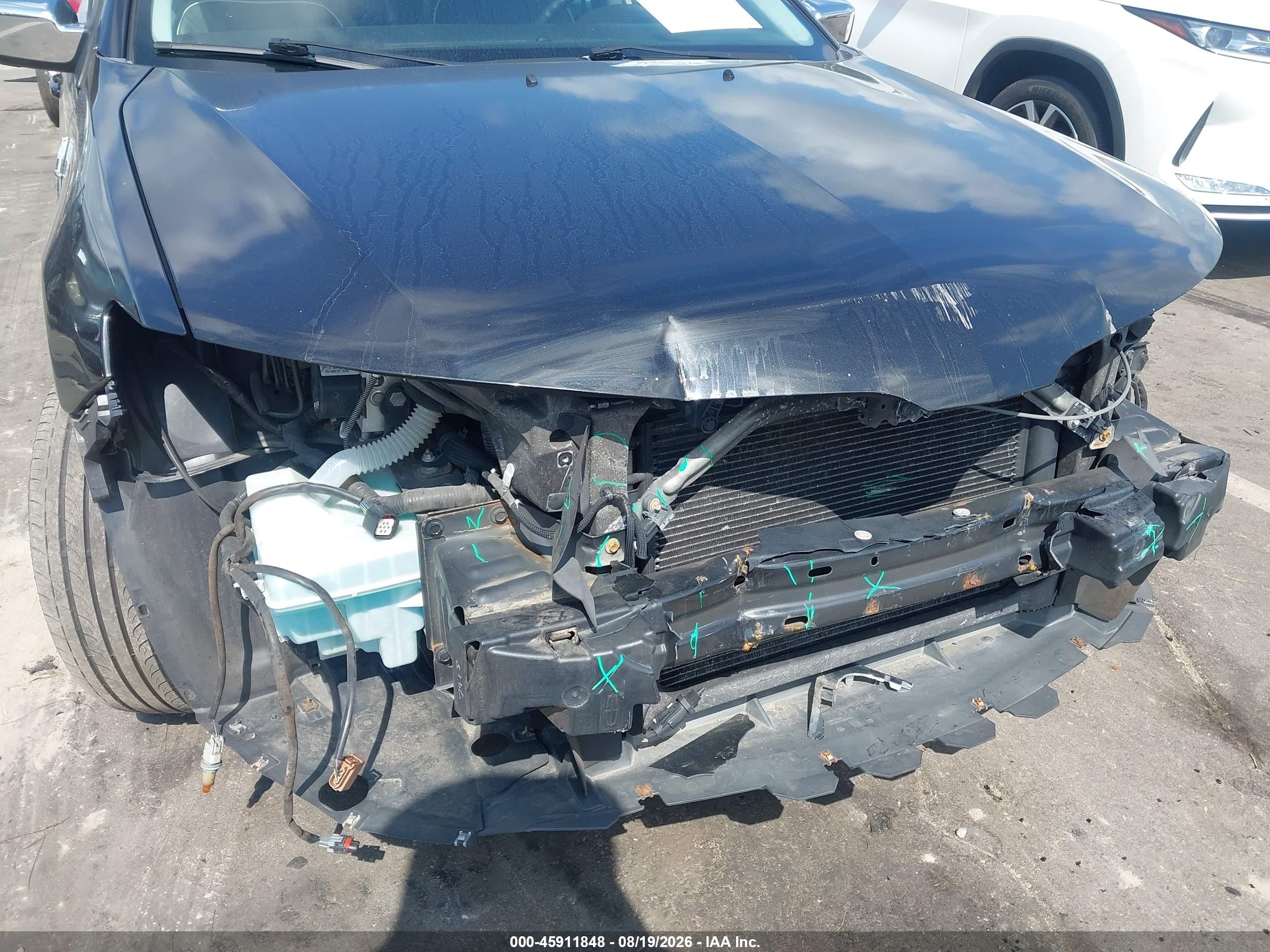 2011 Lincoln MKZ VIN 3LNHL2JC8BR755619 IAAI salvage auction — Front End, Salvage (North Carolina), sold $575 on 2026-09-25 (photo 6)