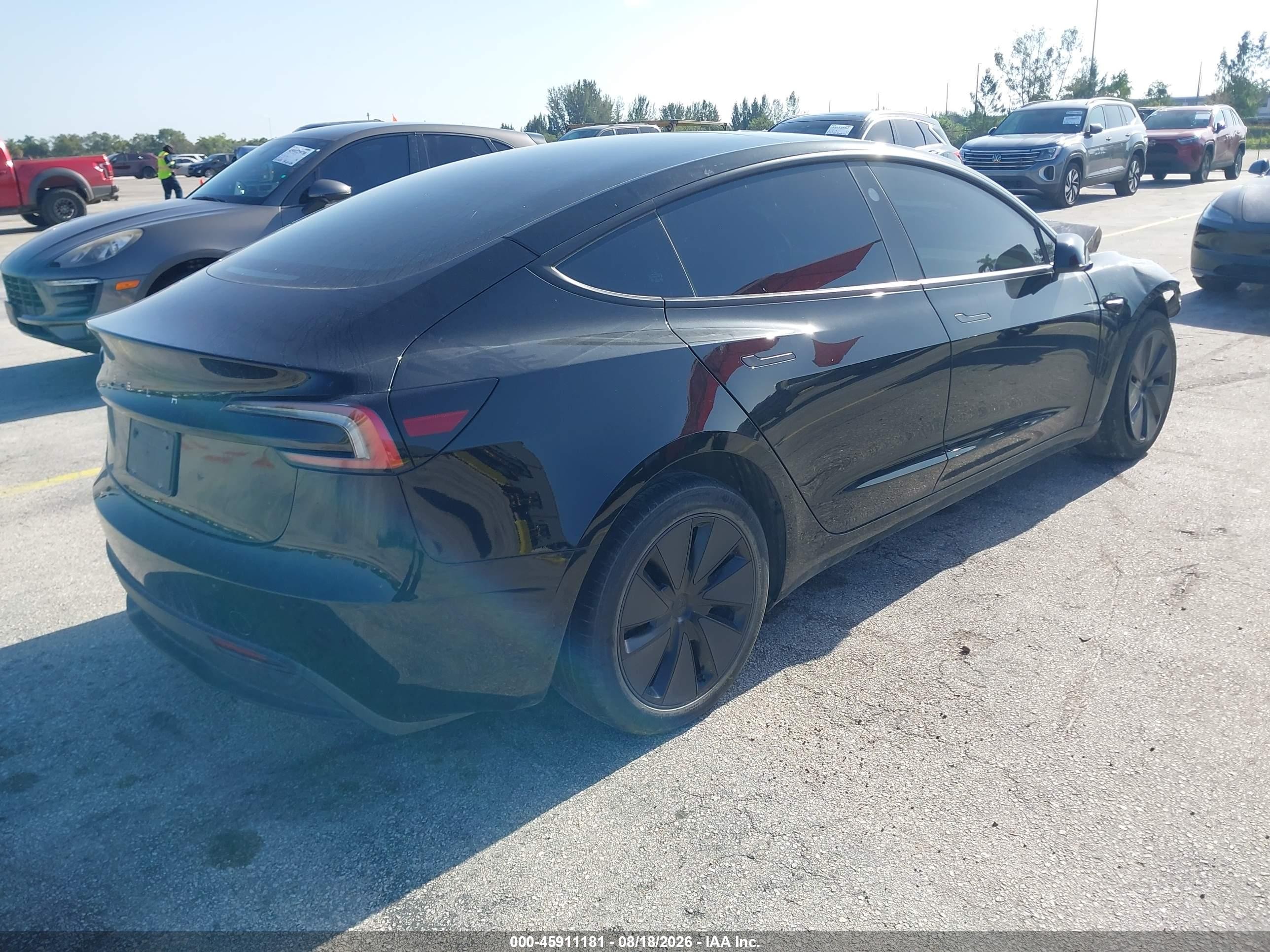 2025 Tesla Model 3 VIN 5YJ3E1EA0SF981117 IAAI salvage auction — Front End, Rebuildable (Florida), sold $4,450 on 2026-09-17 (photo 4)