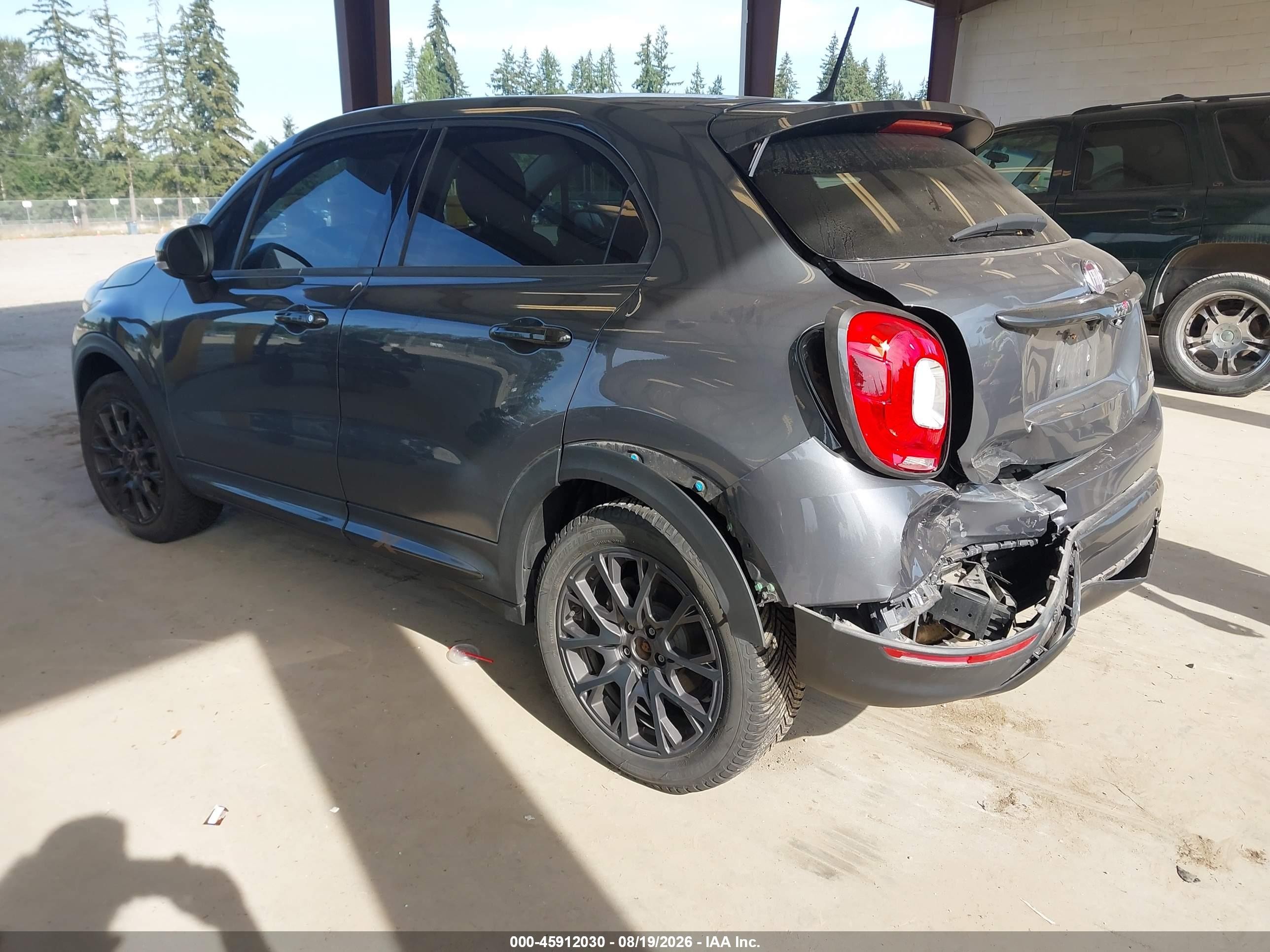 2017 Fiat 500x VIN ZFBCFYCB1HP610387 IAAI salvage auction — Rear End, Bill Of Sale (Washington), sold $1,050 on 2026-09-18 (photo 3)